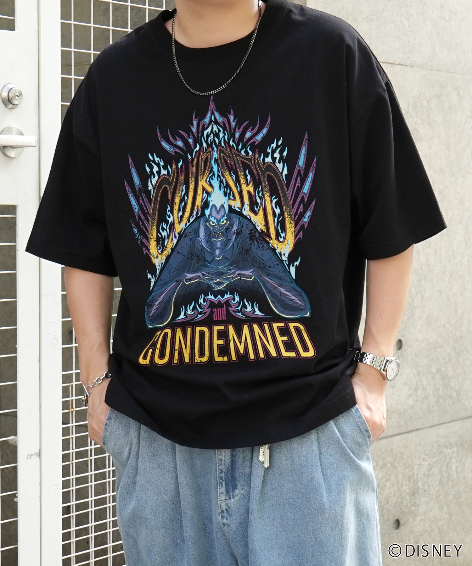 イルズ ILL'S Disney ディズニー Villains ヴィランズ ヴィンテージライク ピグメント加工 ビッグシルエット 半袖プリントTシャツ カットソー ユニセックス （ブラック） ブラック