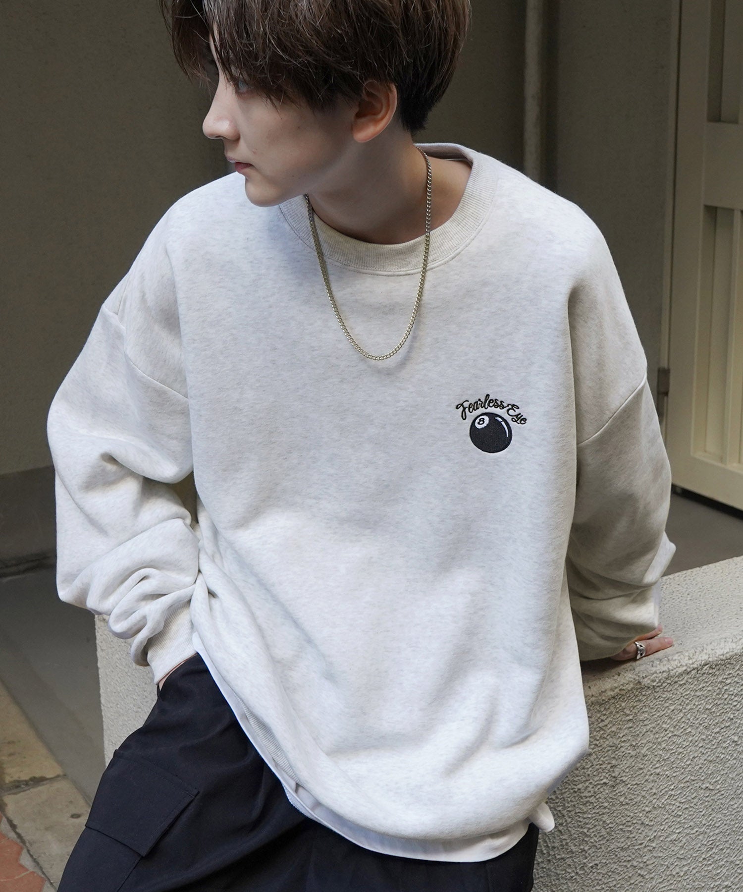 イルズ ILL'S 8ボール / ダイス ワンポイント刺繍ロゴ ビッグシルエット プルオーバースウェット （シュガーグレー） シュガーグレー
