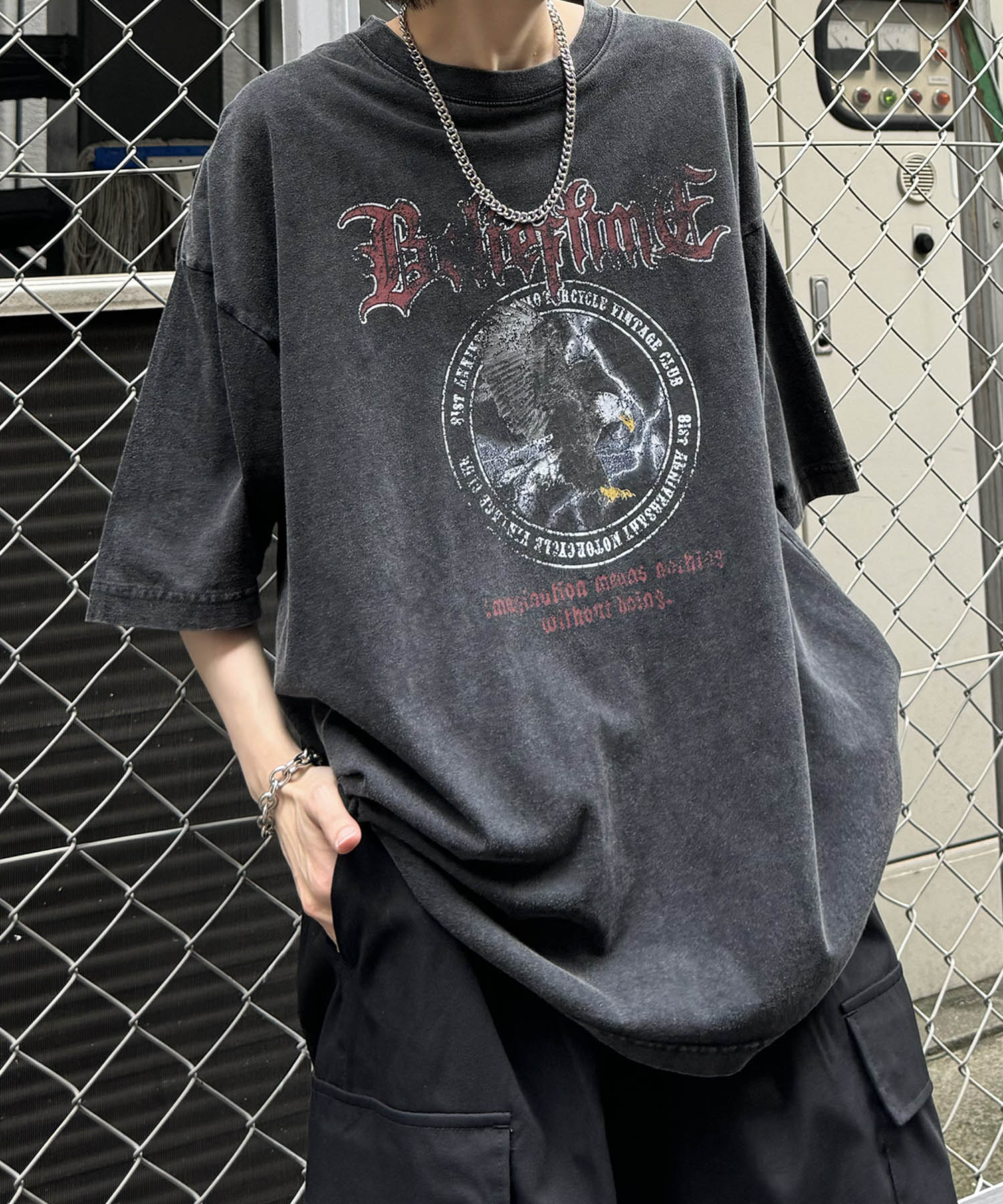 イルズ ILL'S ヴィンテージライク ロックプリント レトロ ピグメント加工 ビッグシルエット半袖バンドTシャツ （ブラック2） ブラック2