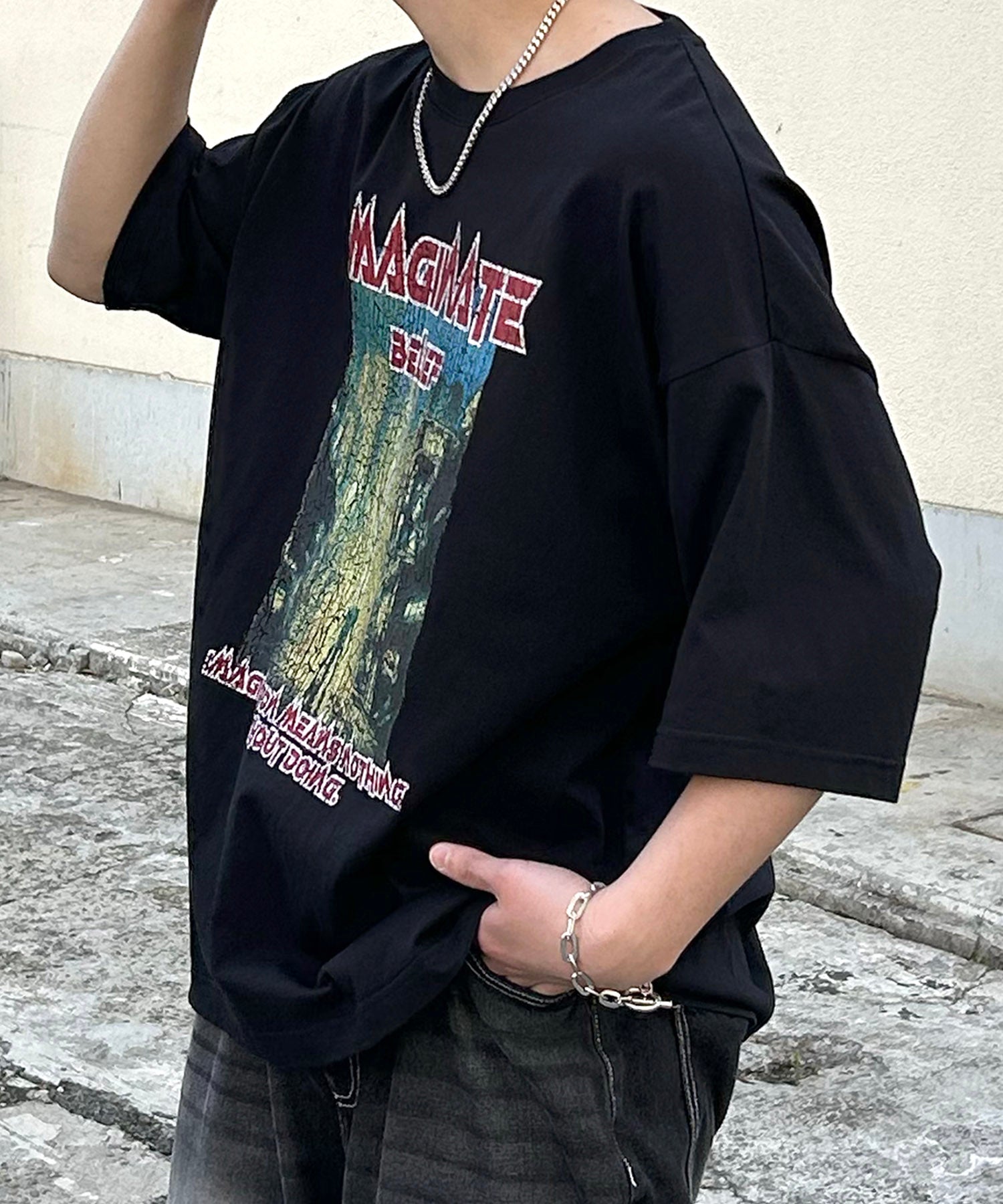 イルズ ILL'S ヴィンテージライク ロックプリント レトロ ピグメント加工 ビッグシルエット半袖バンドTシャツ （ブラック） ブラック