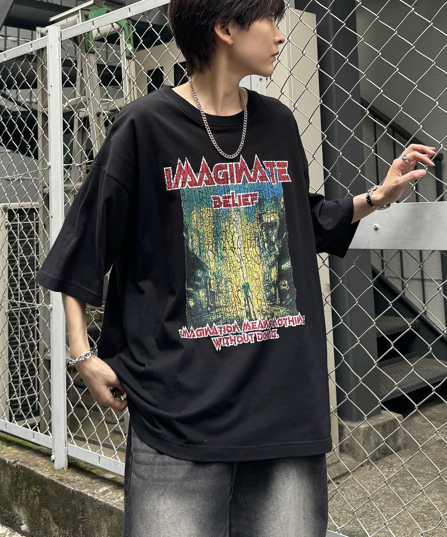 イルズ ILL'S ヴィンテージライク ロックプリント レトロ ピグメント加工 ビッグシルエット半袖バンドTシャツ （ブラック） ブラック