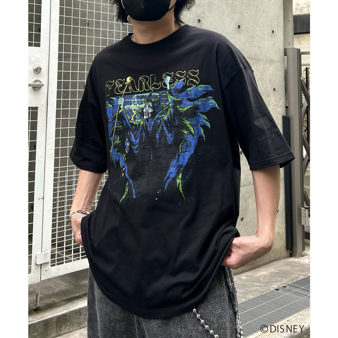 イルズ ILL'S Disney ディズニー Villains ヴィランズ ヴィンテージライク ピグメント加工 ビッグシルエット 半袖プリントTシャツ カットソー ユニセックス （ブラック） ブラック