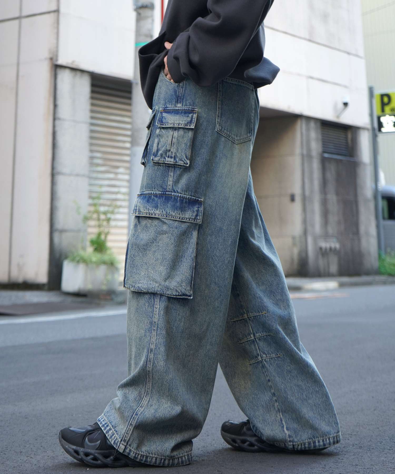 イルズ ILL'S ヴィンテージメイク レトロライク Y2Kグランジ ケミカル加工 マルチポケットデニムカーゴパンツ （サックス） サックス