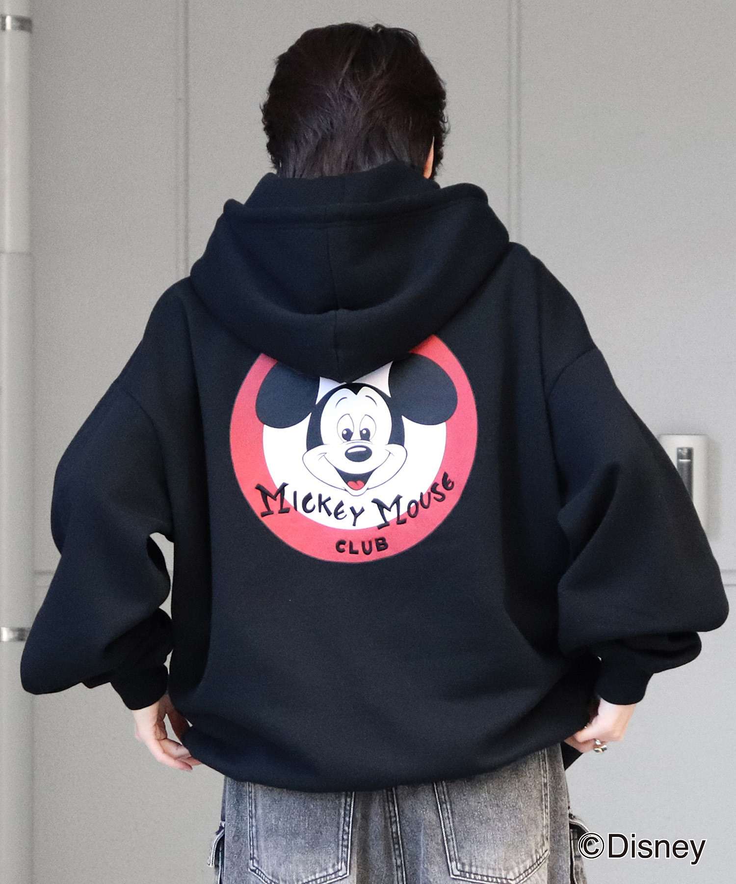 イルズ ILL'S Disney ディズニー ワンポイント刺繍 バックプリント ビッグシルエットプルオーバーフーディー パーカー ユニセックス （ブラック） ブラック