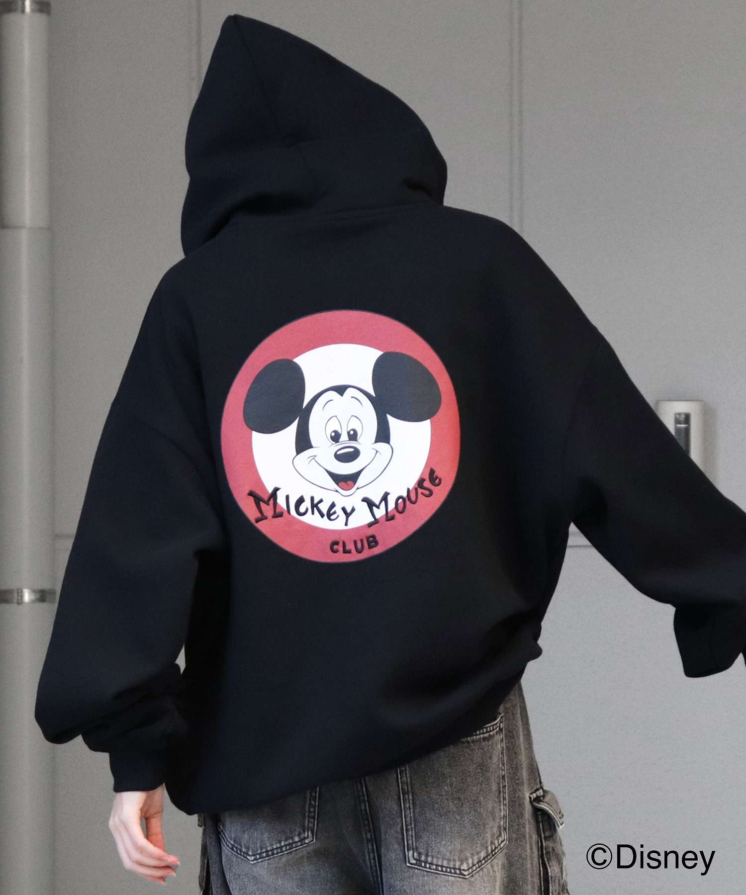 イルズ ILL'S Disney ディズニー ワンポイント刺繍 バックプリント ビッグシルエットプルオーバーフーディー パーカー ユニセックス （ブラック） ブラック