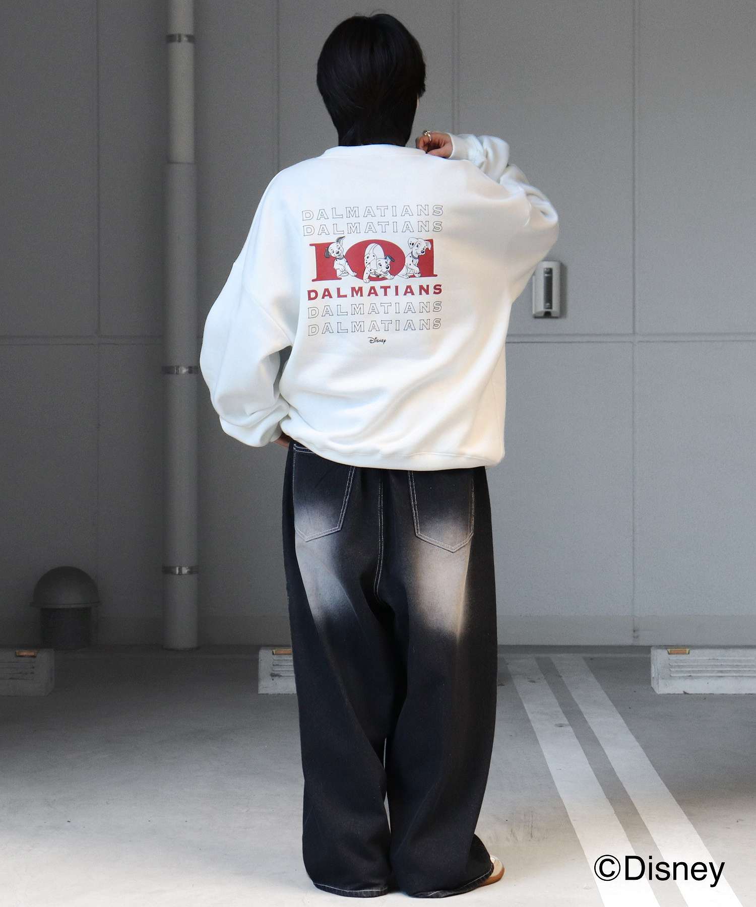 イルズ ILL'S ディズニーシリーズ ワンポイント刺繍 バックプリント ビッグシルエットプルオーバー クルースウェット ユニセックス （ホワイト） ホワイト