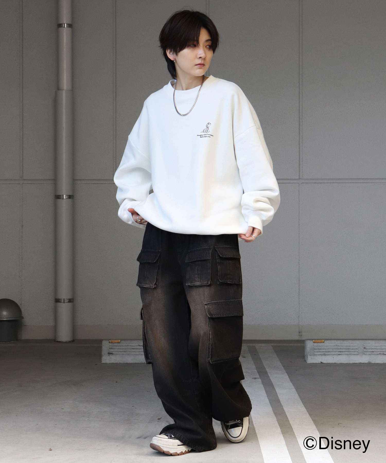 イルズ ILL'S ディズニーシリーズ ワンポイント刺繍 バックプリント ビッグシルエットプルオーバー クルースウェット ユニセックス （ホワイト） ホワイト