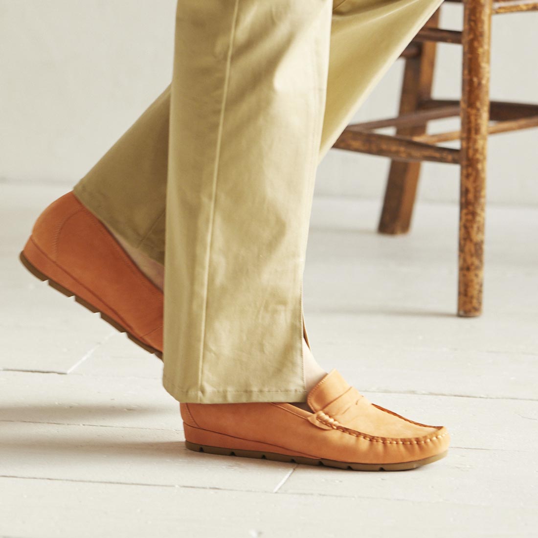 ing [3E] Loafer moccasin shoes