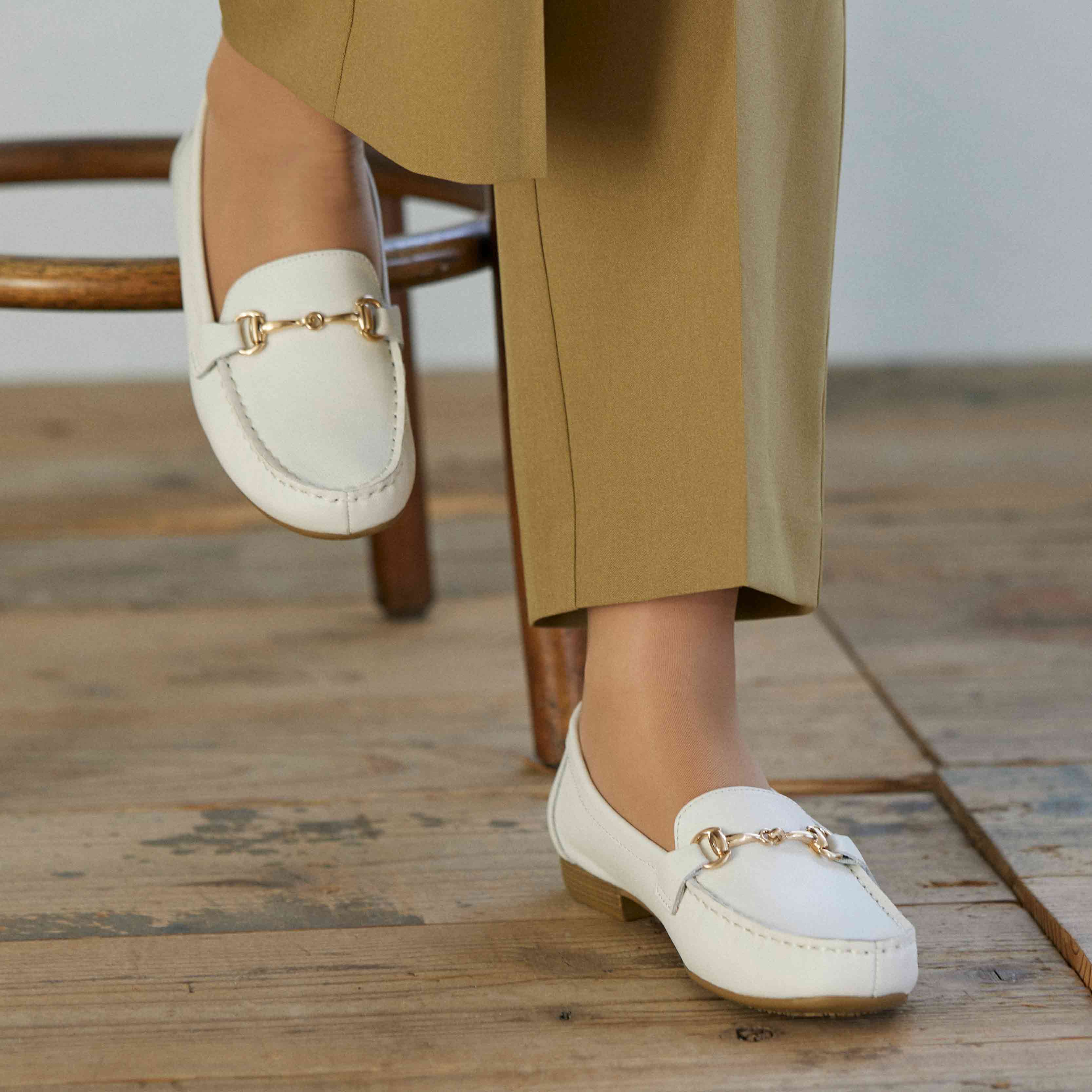 ing [3E] Mocha shoes with bits