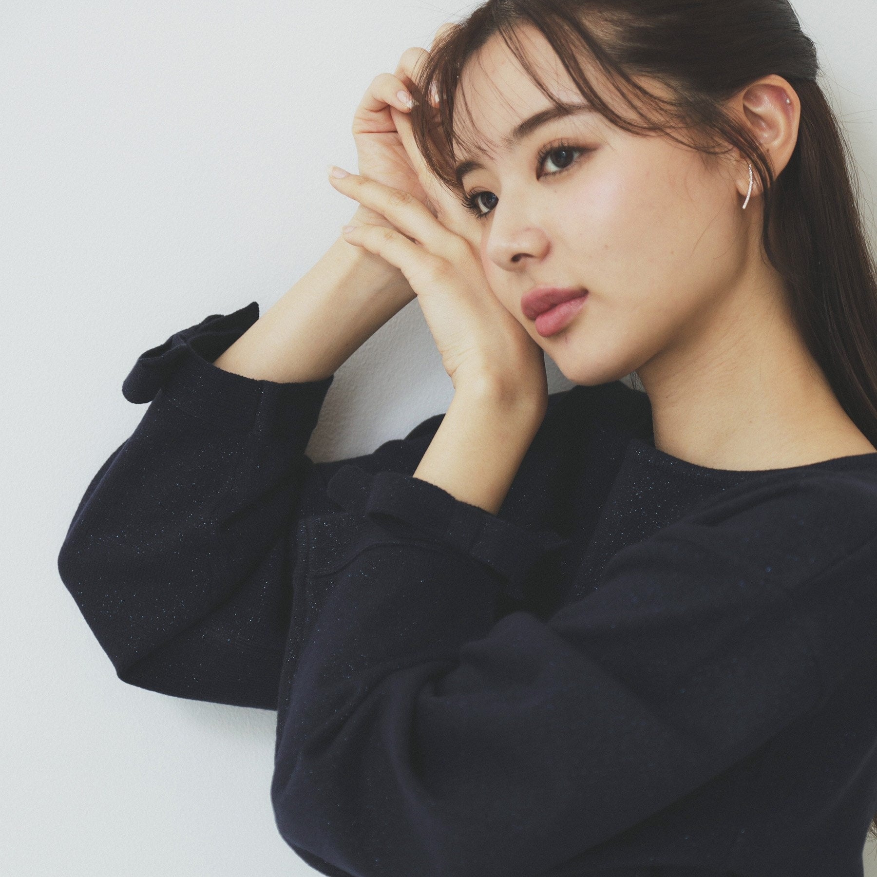 インデックス index ラメリボンスリーブ二ット【洗濯機可・アンチピリング】 （ネイビー(694)） ネイビー(694)