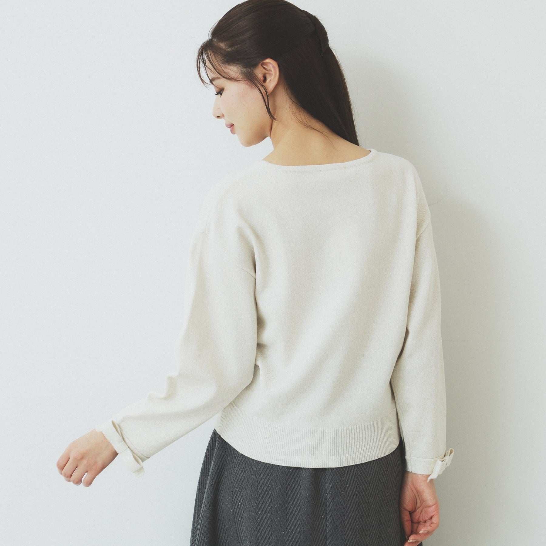 インデックス index ラメリボンスリーブ二ット【洗濯機可・アンチピリング】 （ネイビー(694)） ネイビー(694)