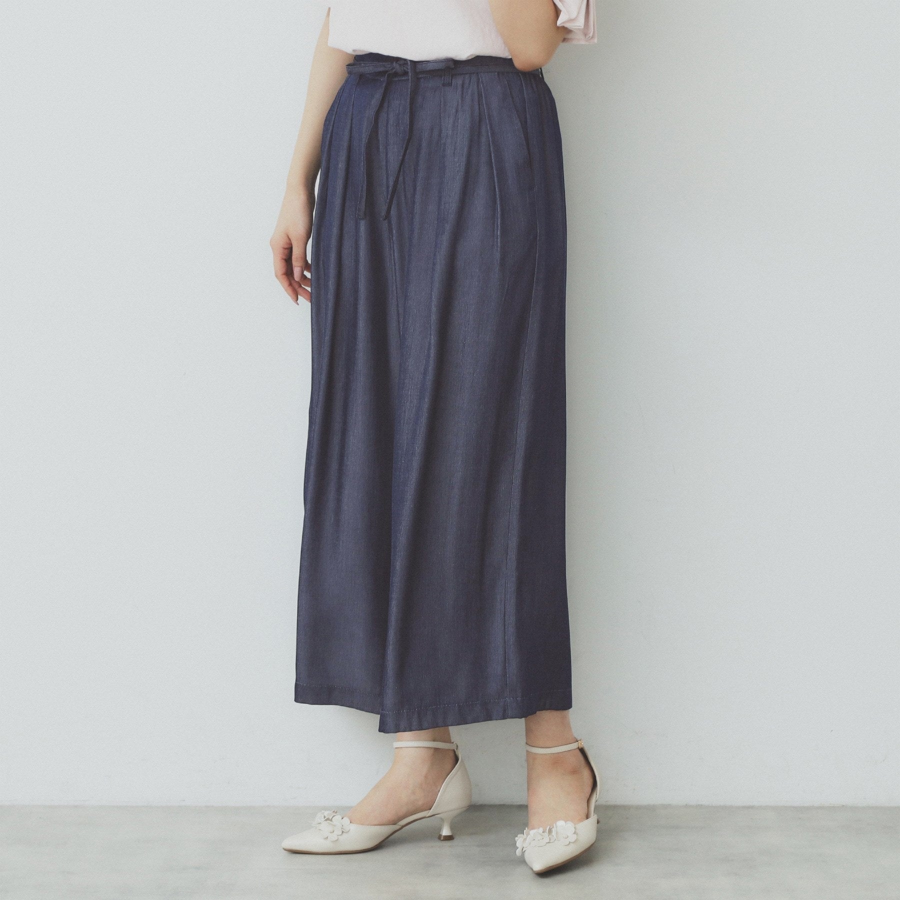 インデックス index シャンブレータックガウチョパンツ【洗濯機可・接触冷感】 （ネイビー(094)） ネイビー(094)