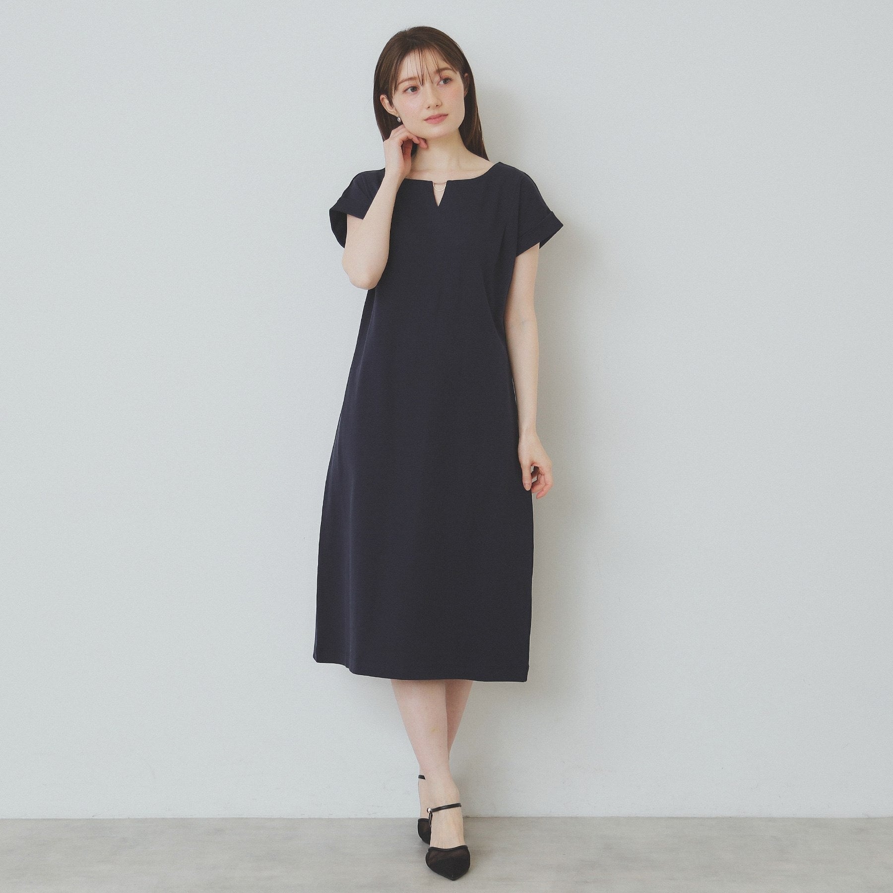 インデックス index 《5color/XS-3Lsize》Iラインシルエットワンピース【洗濯機洗い可/UVケア/接触冷感】 （ブラウン(844)） ブラウン(844)
