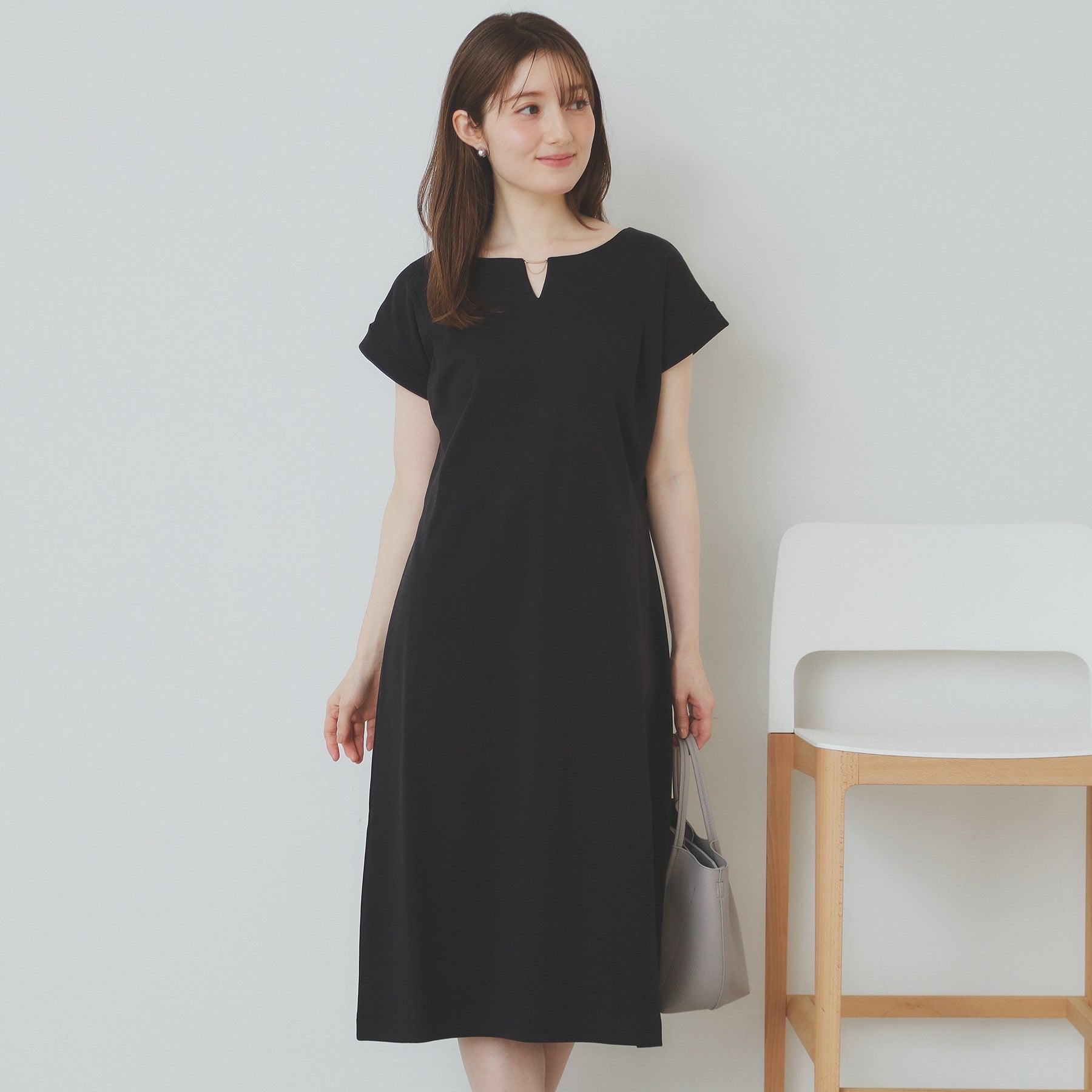 インデックス index 《5color/XS-3Lsize》Iラインシルエットワンピース【洗濯機洗い可/UVケア/接触冷感】 （ブラウン(844)） ブラウン(844)