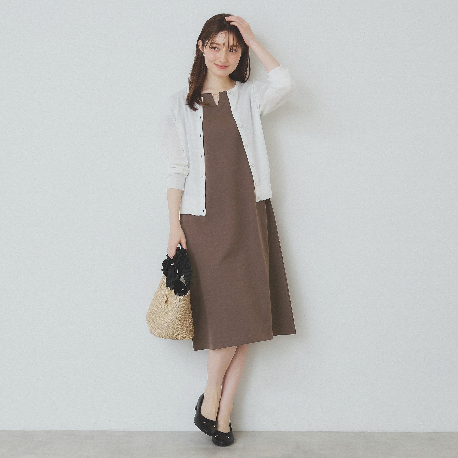 インデックス index 《5color/XS-3Lsize》Iラインシルエットワンピース【洗濯機洗い可/UVケア/接触冷感】 （ブラウン(844)） ブラウン(844)