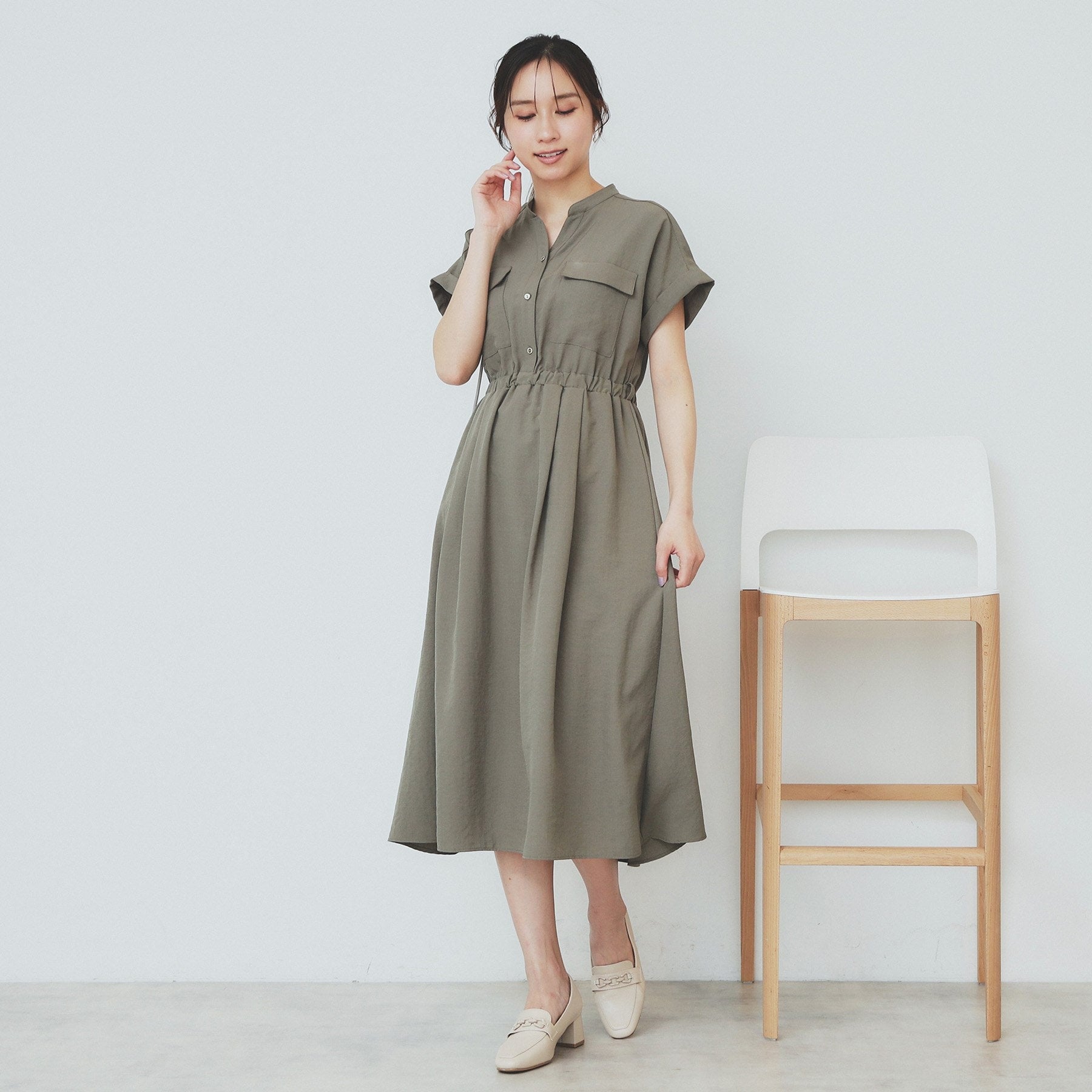 インデックス index 《6color/XS-LLsize》ダブルポケットスキッパーシャツワンピース【洗濯機洗い可/抗ピル/吸水速乾/防シワ】 （グレージュ(850)） グレージュ(850)