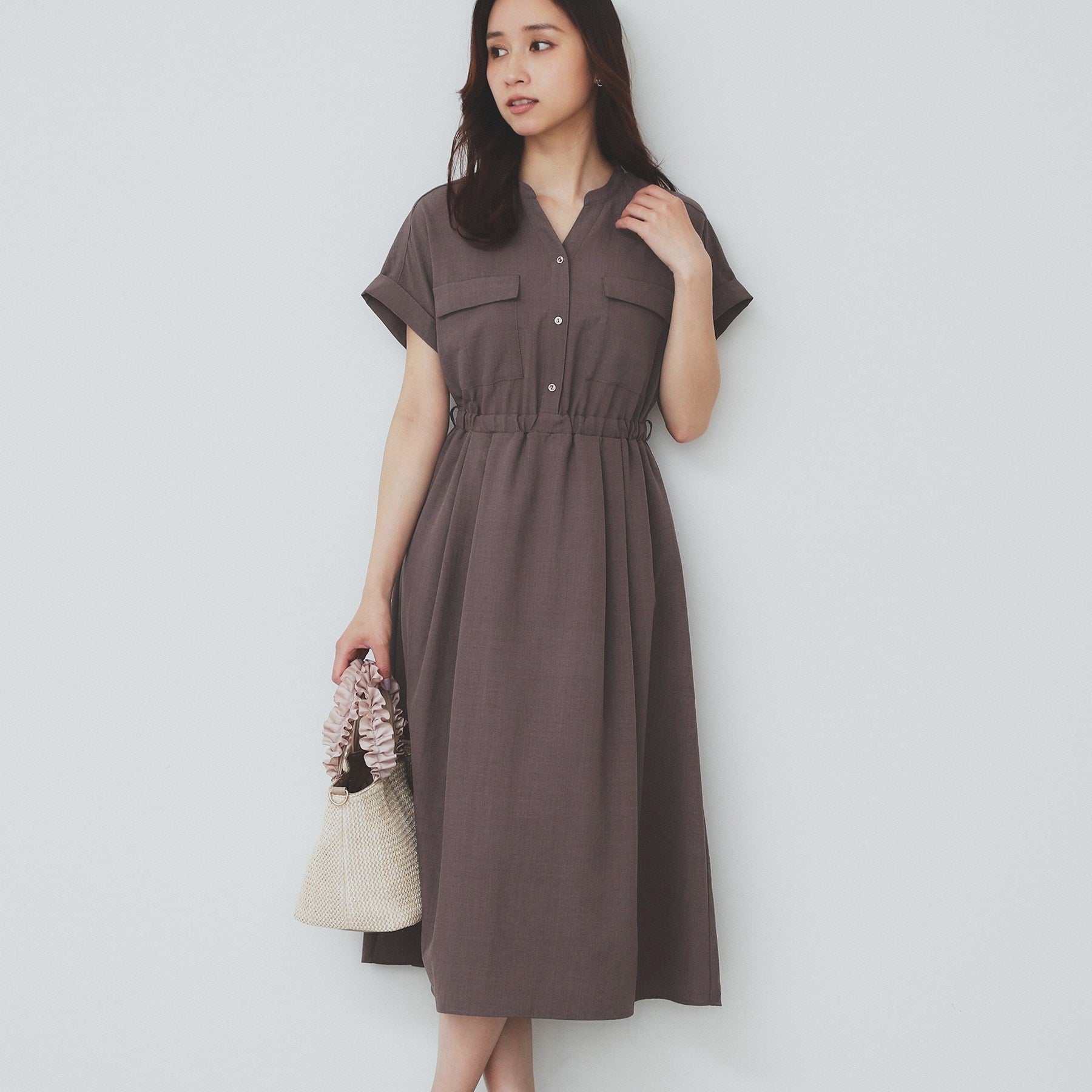 インデックス index 《6color/XS-LLsize》ダブルポケットスキッパーシャツワンピース【洗濯機洗い可/抗ピル/吸水速乾/防シワ】 （グレージュ(850)） グレージュ(850)
