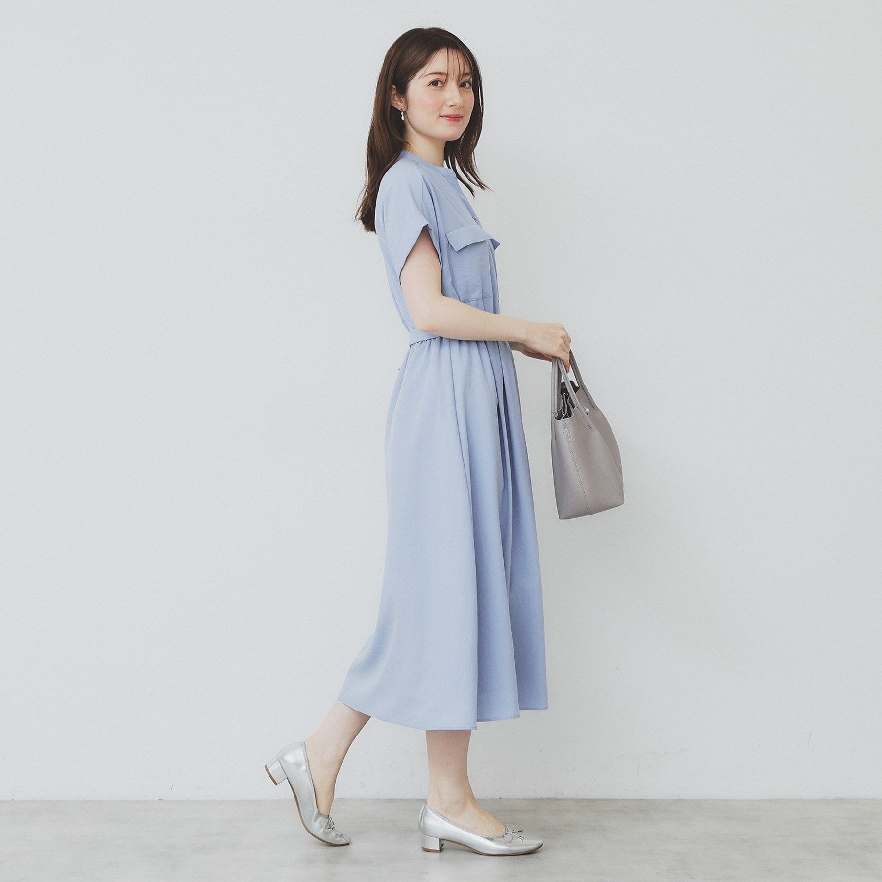 インデックス index 《6color/XS-LLsize》ダブルポケットスキッパーシャツワンピース【洗濯機洗い可/抗ピル/吸水速乾/防シワ】 （グレージュ(850)） グレージュ(850)