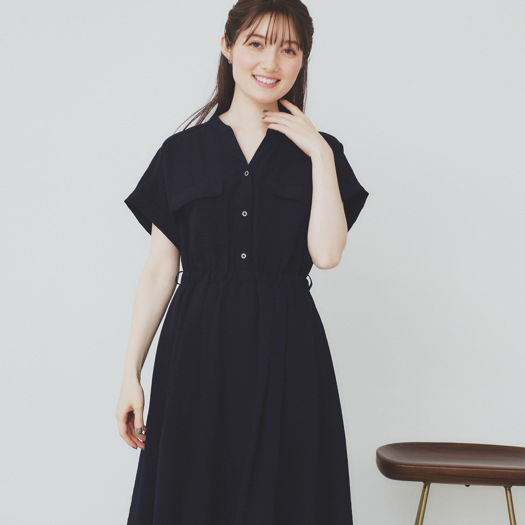 インデックス index 《6color/XS-LLsize》ダブルポケットスキッパーシャツワンピース【洗濯機洗い可/抗ピル/吸水速乾/防シワ】 （グレージュ(850)） グレージュ(850)