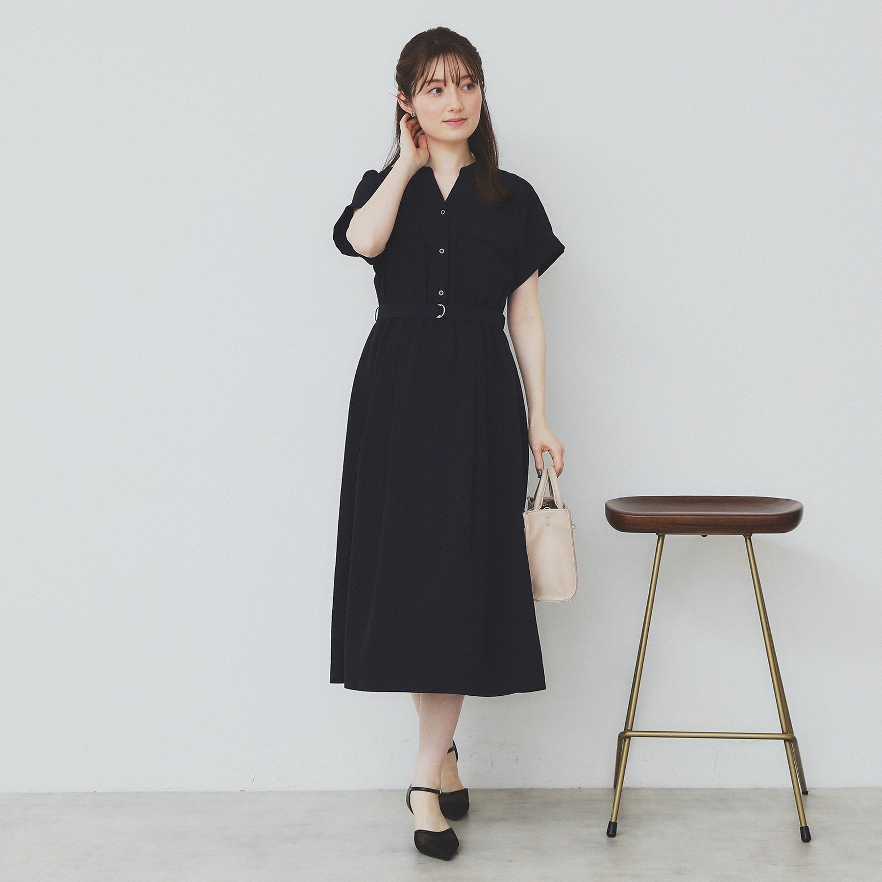 インデックス index 《6color/XS-LLsize》ダブルポケットスキッパーシャツワンピース【洗濯機洗い可/抗ピル/吸水速乾/防シワ】 （グレージュ(850)） グレージュ(850)