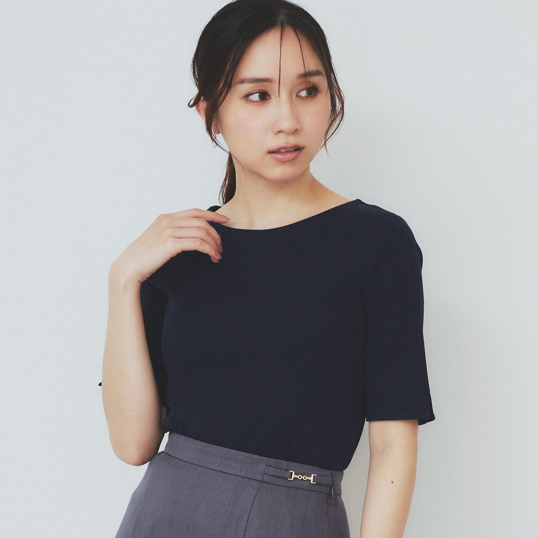 インデックス index 《7color/XS-LLsize》ボートネックリブトップス【UV/洗濯機洗い可】 （チャコールグレー(014)） チャコールグレー(014)