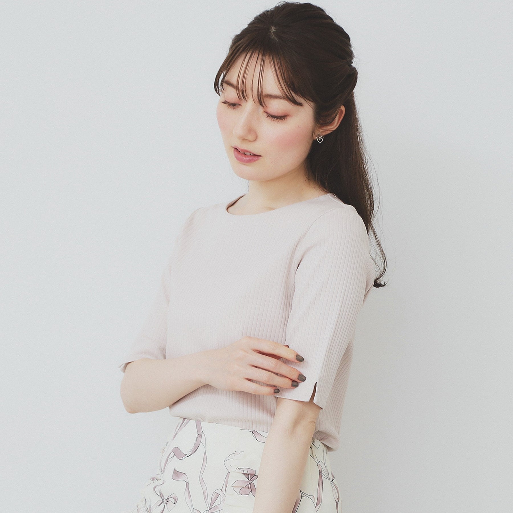 インデックス index 《7color/XS-LLsize》ボートネックリブトップス【UV/洗濯機洗い可】 （グレージュ(050)） グレージュ(050)