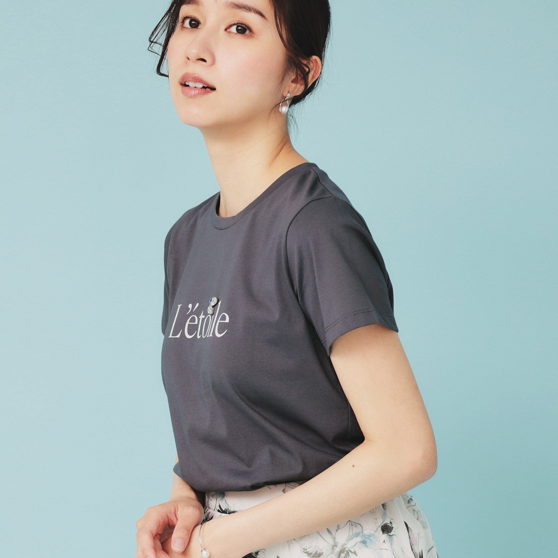 インデックス index コットン混ビジューTシャツ【洗濯機可・接触冷感・UVケア・吸水速乾・汗ジミ防止】 （オフホワイト(003)） オフホワイト(003)