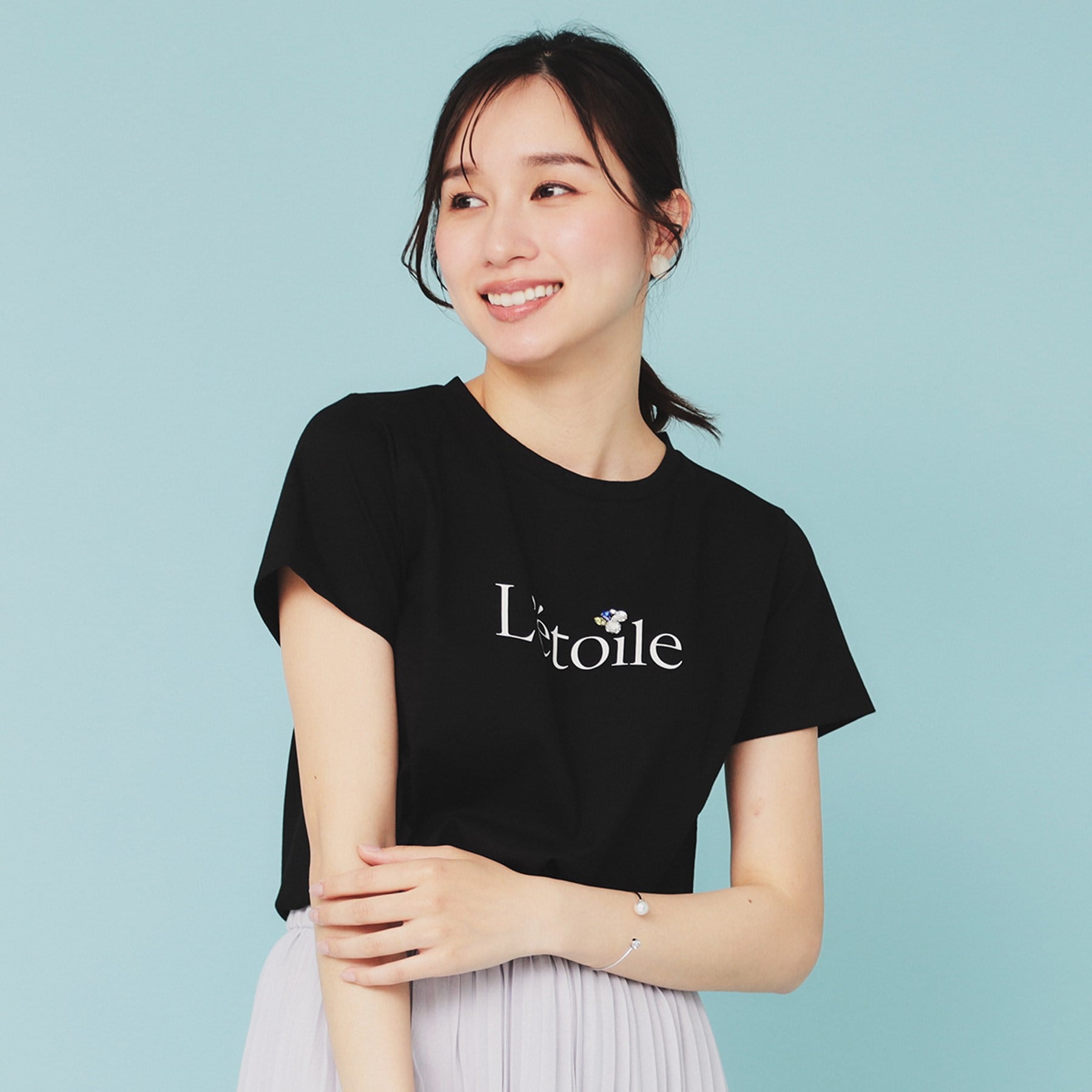 インデックス index コットン混ビジューTシャツ【洗濯機可・接触冷感・UVケア・吸水速乾・汗ジミ防止】 （オフホワイト(003)） オフホワイト(003)