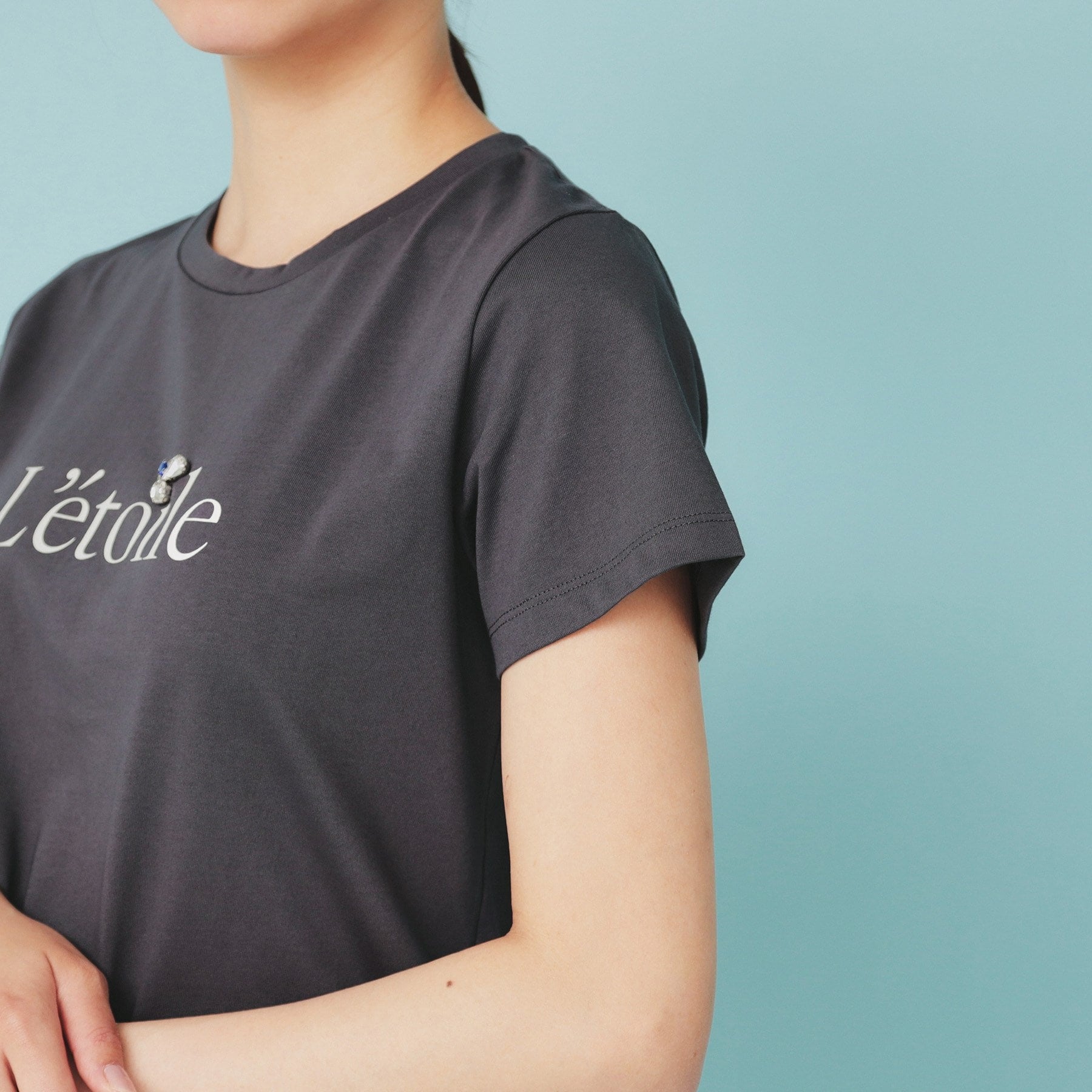 インデックス index コットン混ビジューTシャツ【洗濯機可・接触冷感・UVケア・吸水速乾・汗ジミ防止】 （オフホワイト(003)） オフホワイト(003)