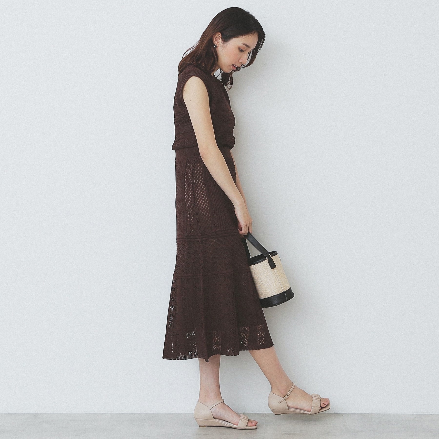 インデックス index 透かし編みフレアニットスカート【洗濯機可】 （オフホワイト(303)） オフホワイト(303)