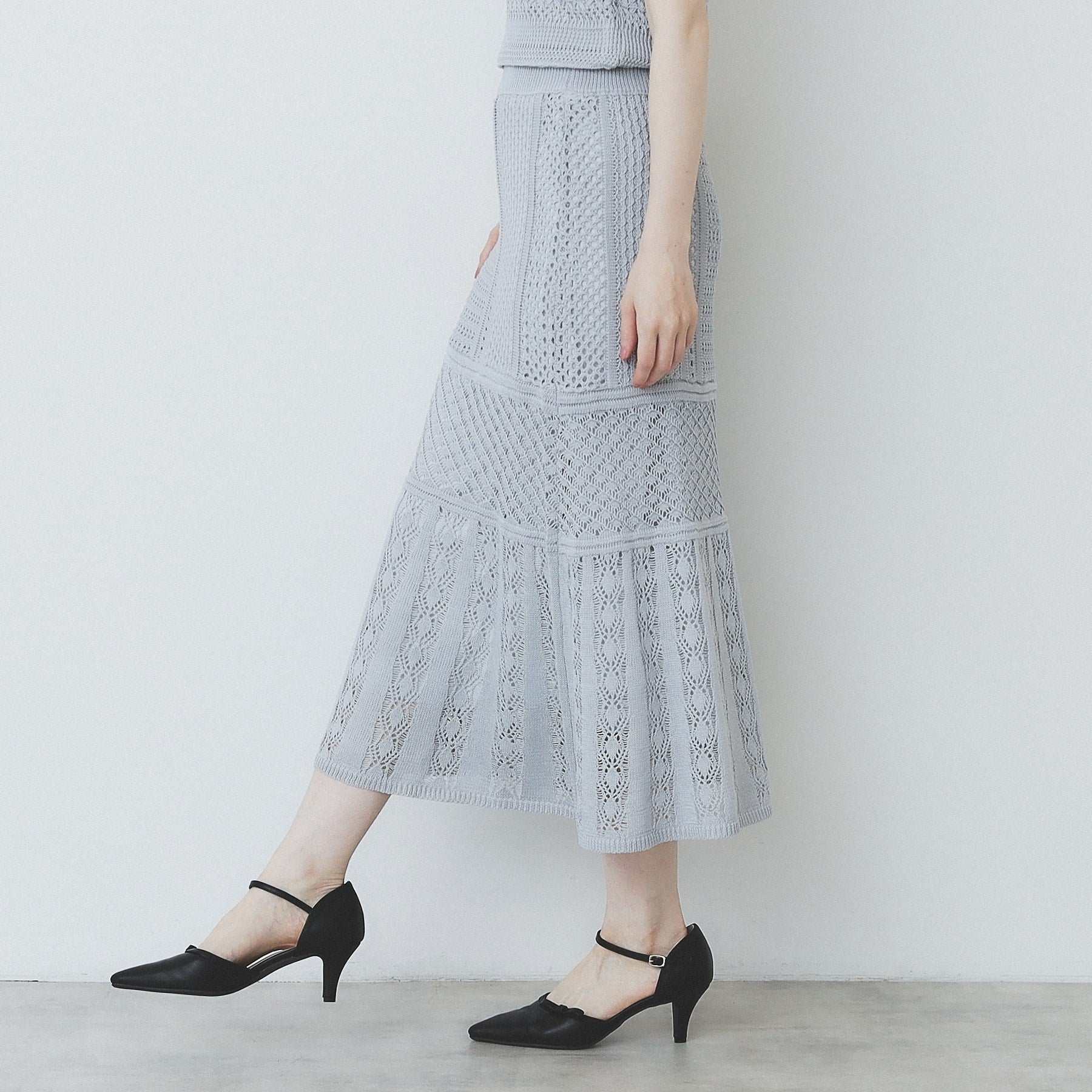 インデックス index 透かし編みフレアニットスカート【洗濯機可】 （オフホワイト(303)） オフホワイト(303)