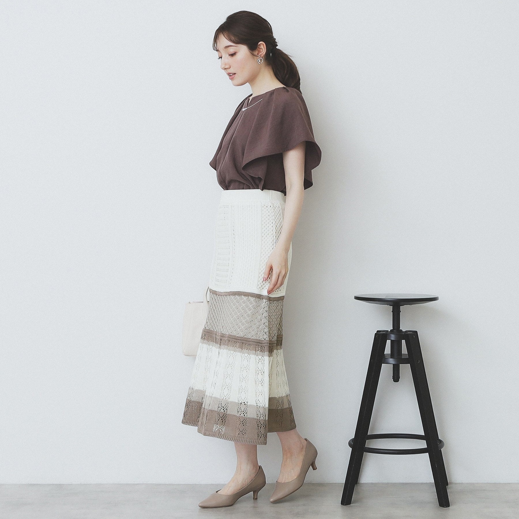 インデックス index 透かし編みフレアニットスカート【洗濯機可】 （オフホワイト(303)） オフホワイト(303)