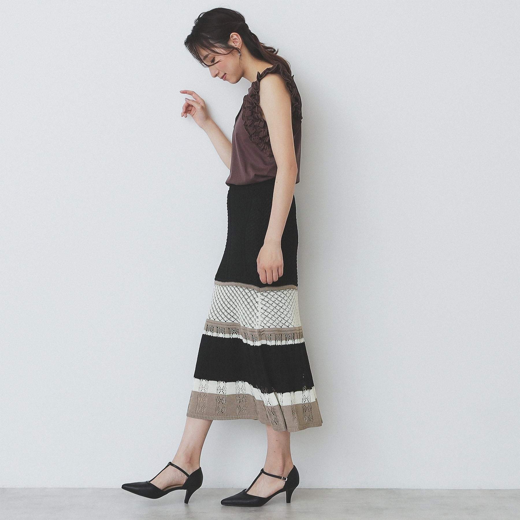 インデックス index 透かし編みフレアニットスカート【洗濯機可】 （オフホワイト(303)） オフホワイト(303)