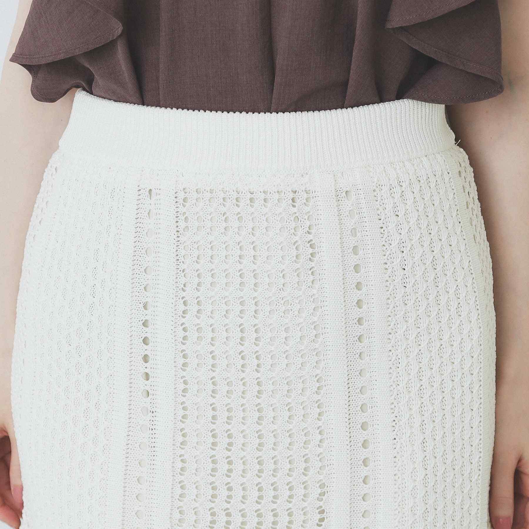 インデックス index 透かし編みフレアニットスカート【洗濯機可】 （オフホワイト(303)） オフホワイト(303)