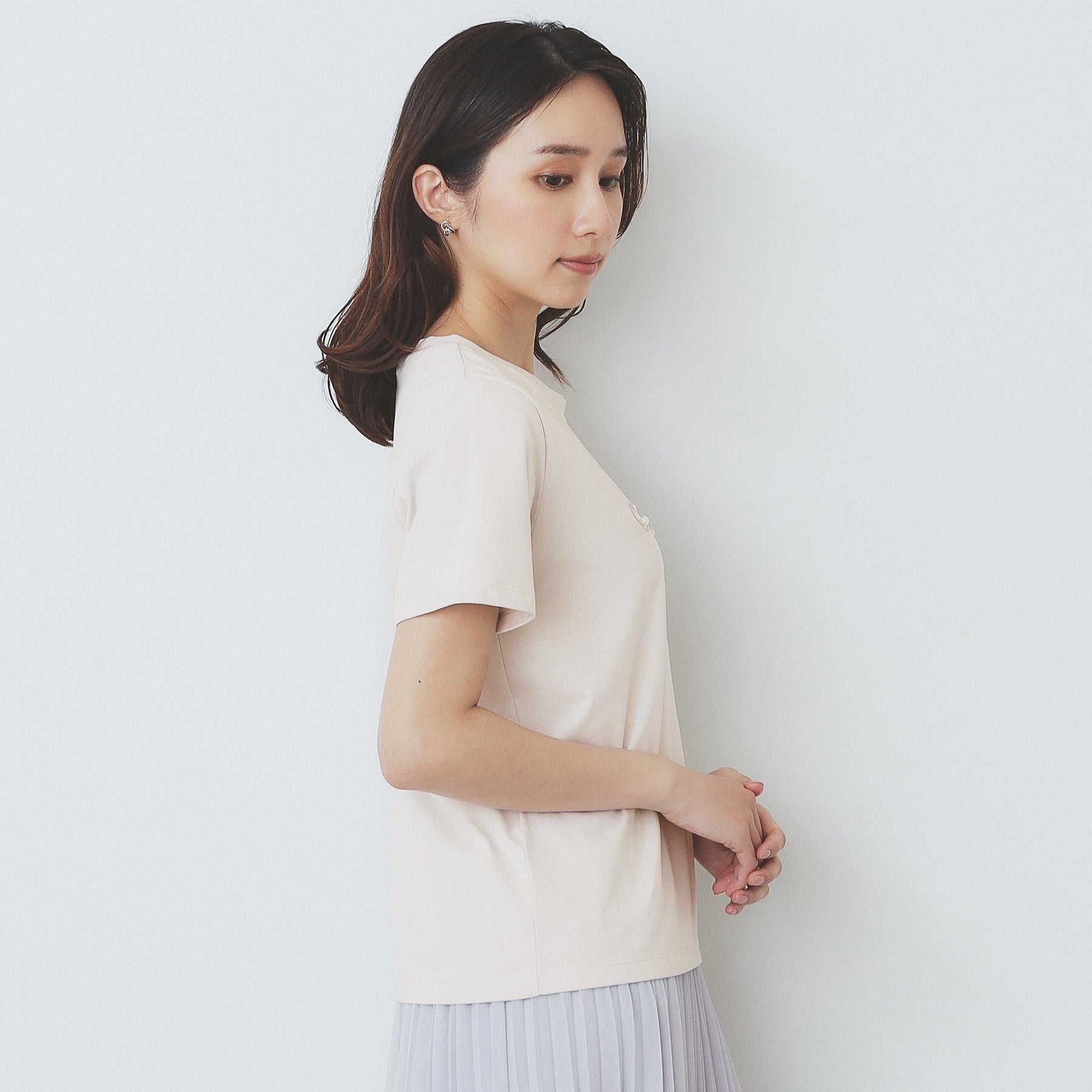 インデックス index 刺繍ロゴパール調Tシャツ【洗濯機可・汗ジミ防止・吸水速乾・接触冷感・UVケア】 （オフホワイト(003)） オフホワイト(003)