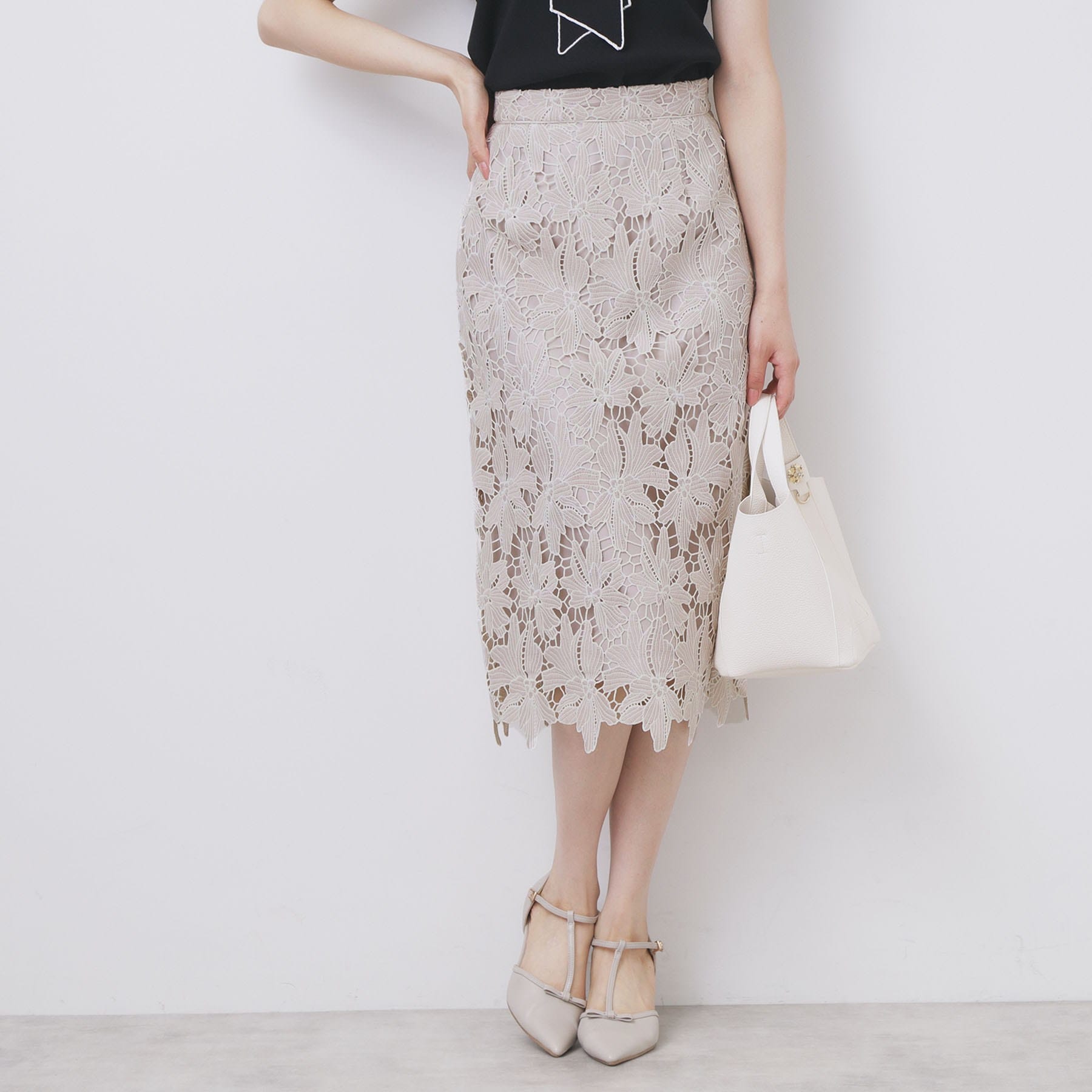 インデックス index 《S-3Lサイズ》バイカラーレースタイトスカート【洗濯機洗い可】 （グレージュ(050)） グレージュ(050)