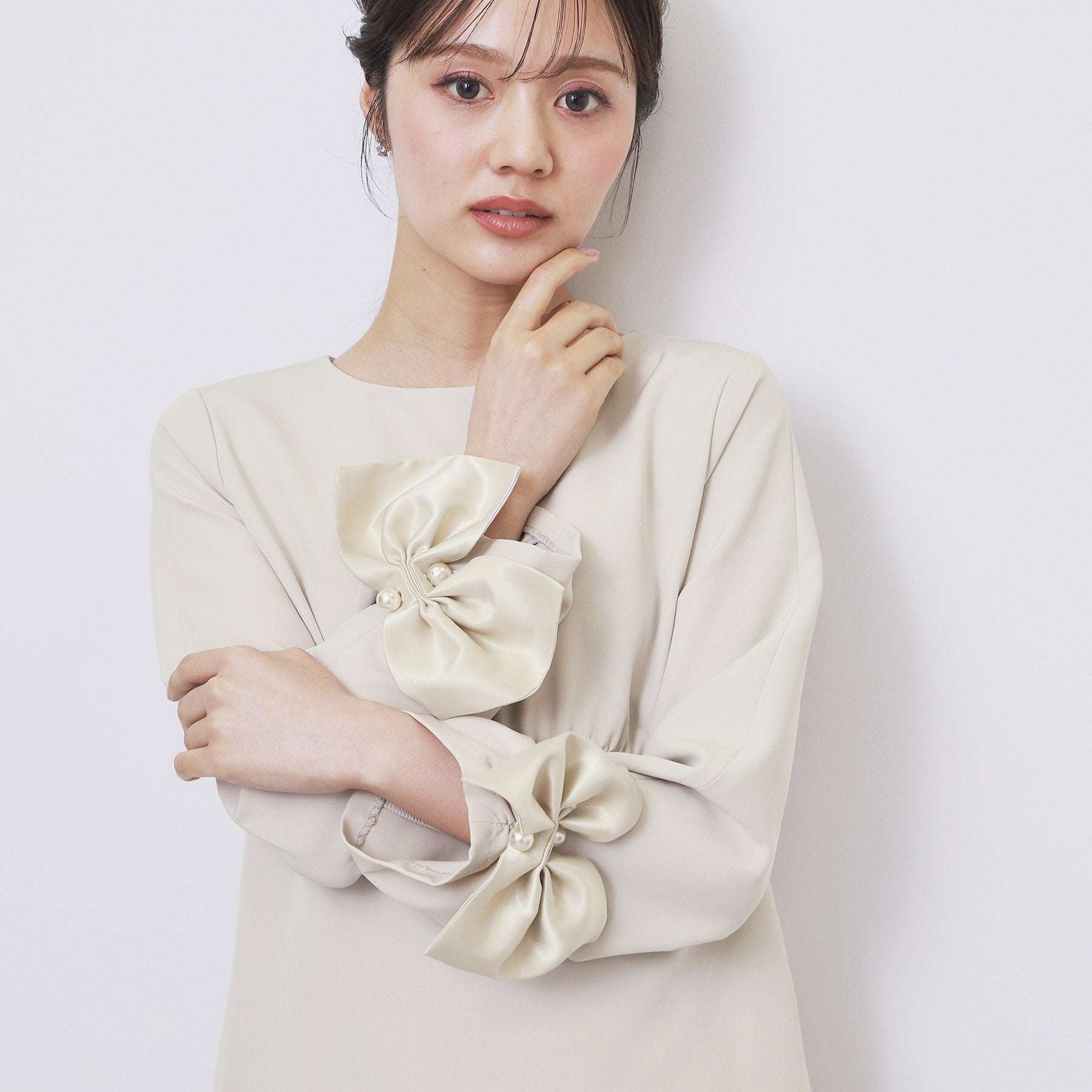 インデックス index ダブルクロスリボンスリーブサックワンピース【洗濯機可】 （ブラック(019)） ブラック(019)