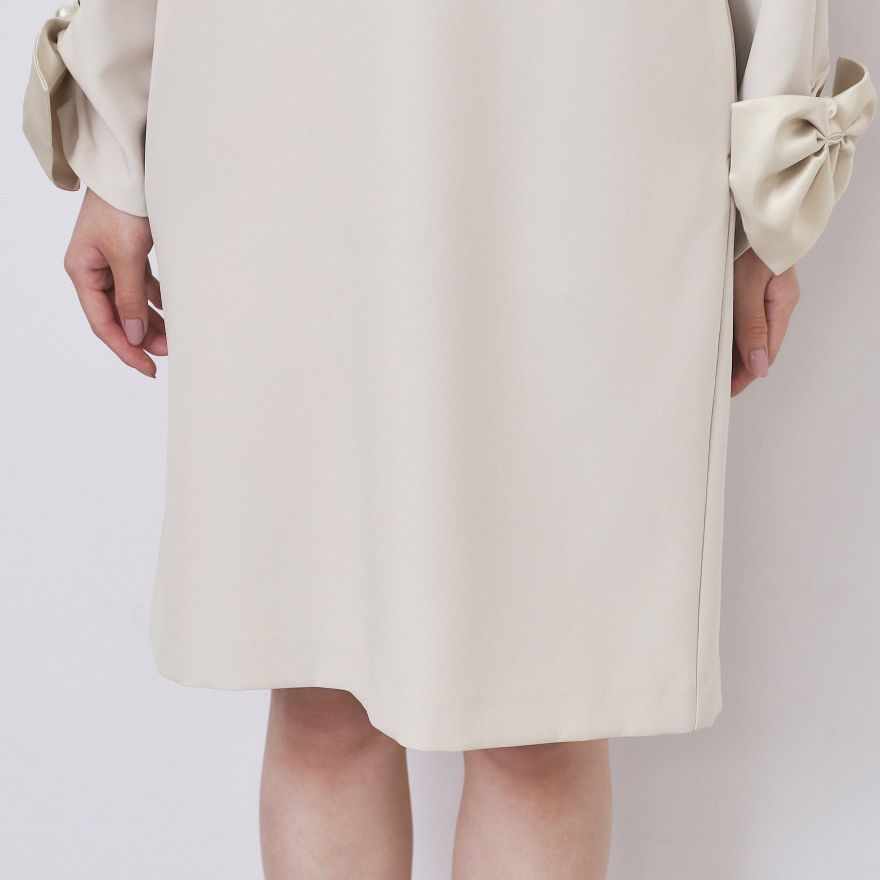 インデックス index ダブルクロスリボンスリーブサックワンピース【洗濯機可】 （ブラック(019)） ブラック(019)