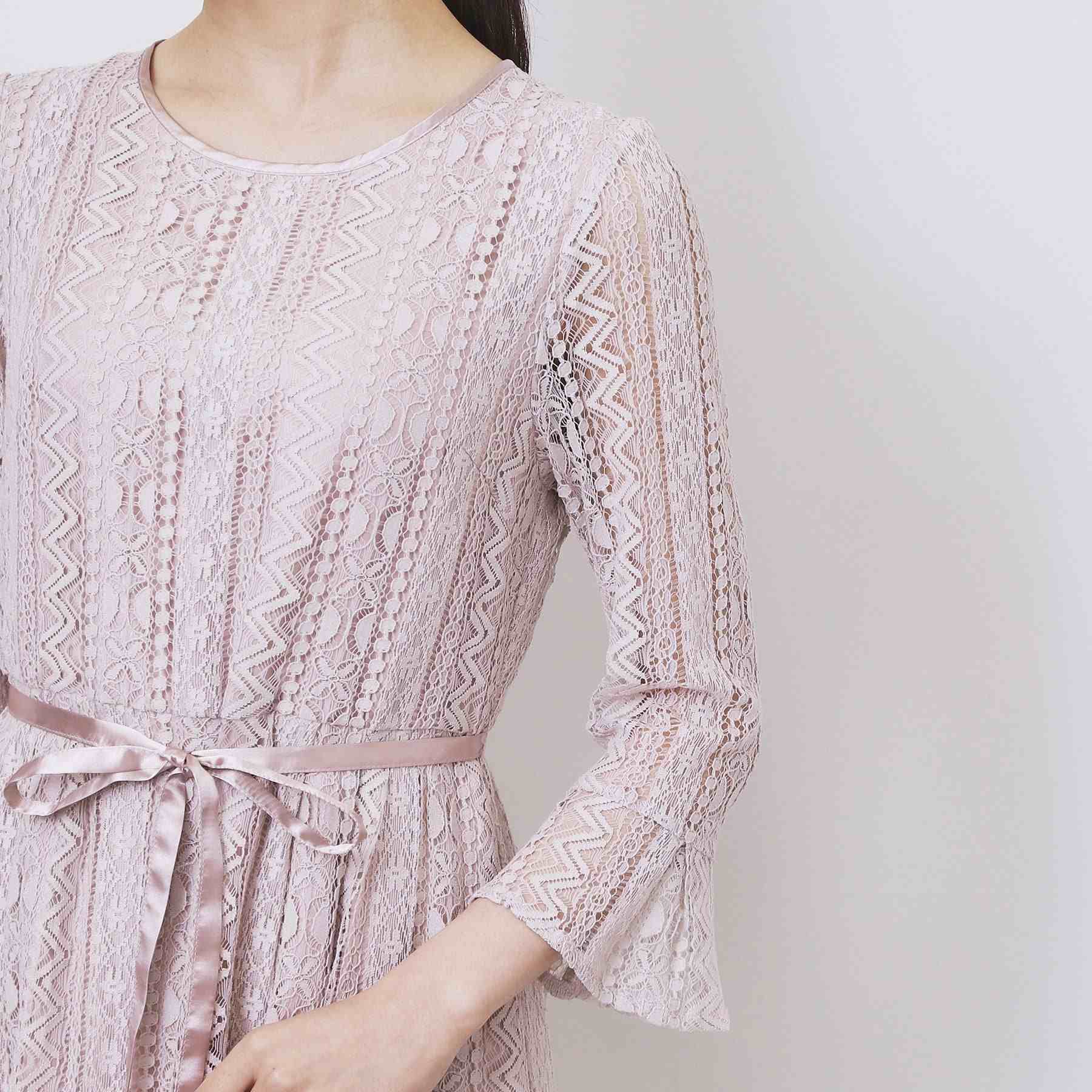 インデックス index 幾何ラインレースフレアスリーブワンピース【洗濯機可】 （ネイビー(094)） ネイビー(094)