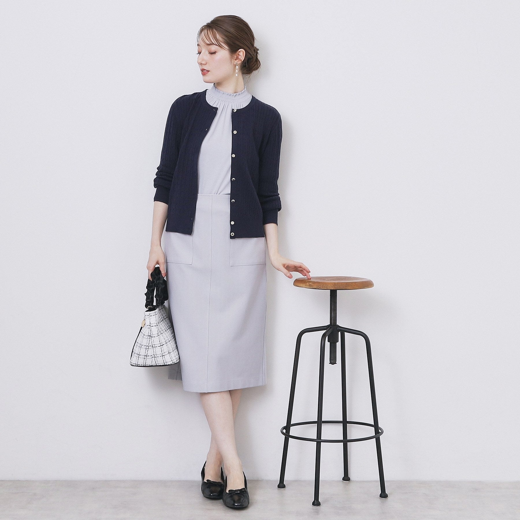 インデックス index ケーブルクルーネックカーディガン【洗濯機可】 （オフホワイト(003)） オフホワイト(003)