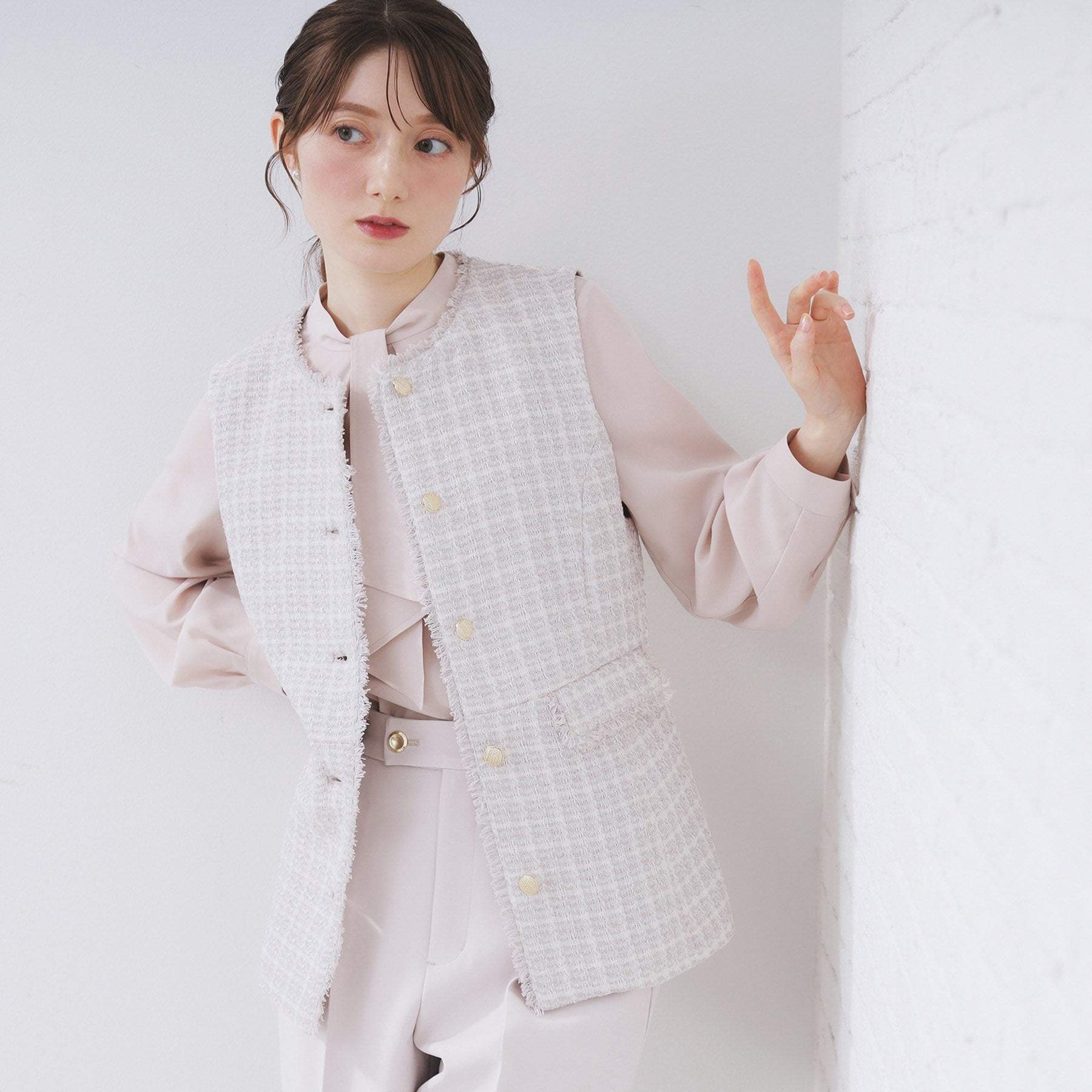 インデックス index ファンシーツイードペプラムジレ【ウォッシャブル】 （グレージュ(450)） グレージュ(450)