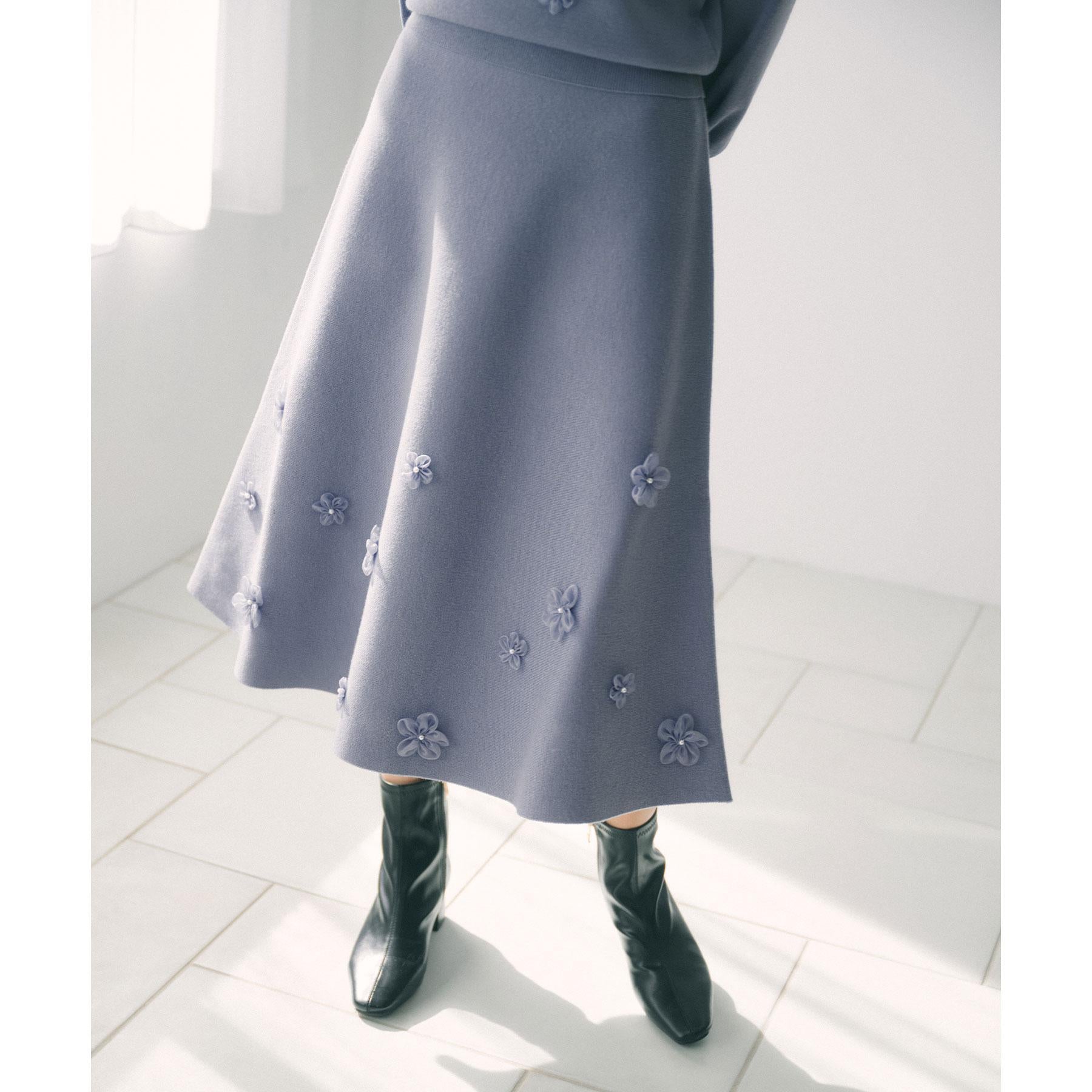 インデックス index 【W店限】オーガンフラワーニットフレアスカート【ハンドウォッシュOK】 （ブラック(019)） ブラック(019)