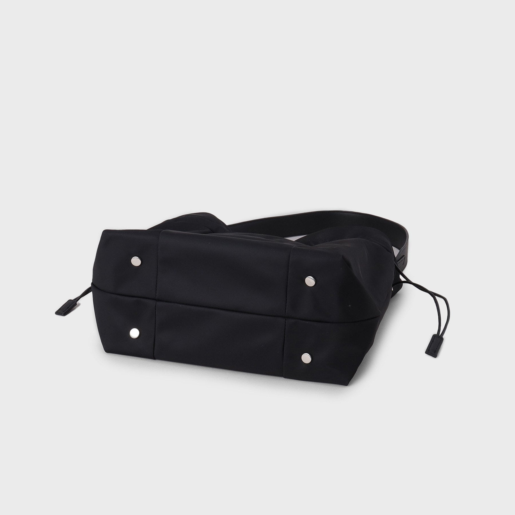 インディヴィ INDIVI ミドルドロストバッグ （トープ(054)） トープ(054)