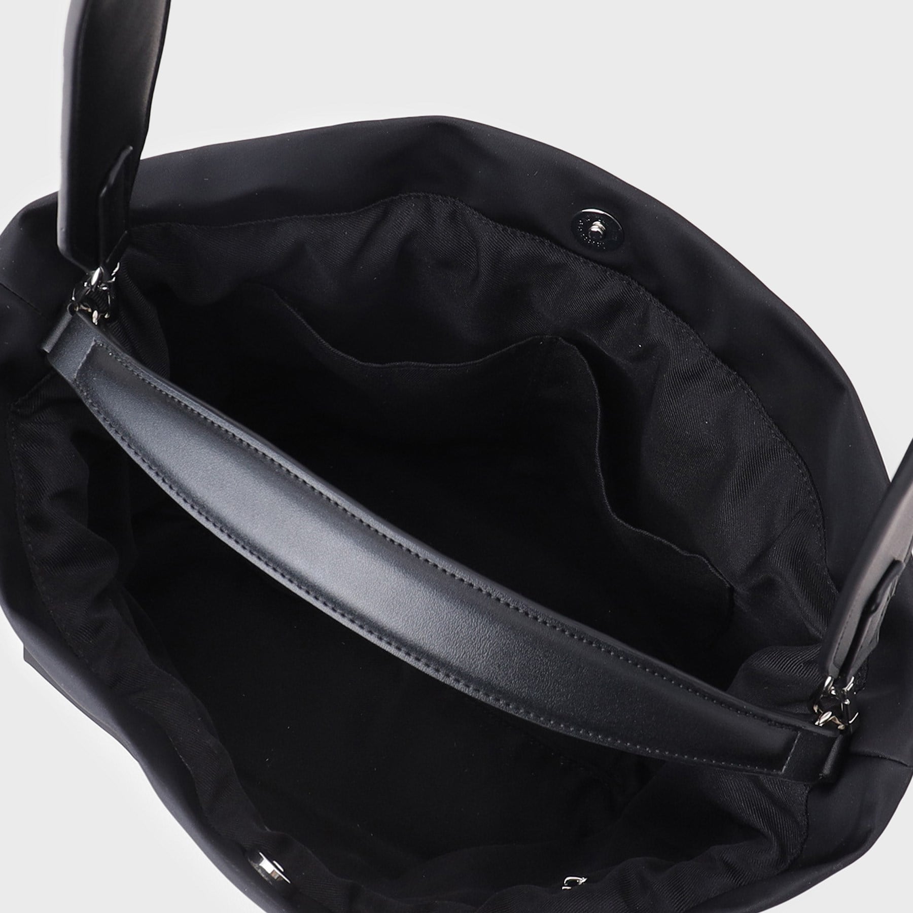 インディヴィ INDIVI ミドルドロストバッグ （トープ(054)） トープ(054)