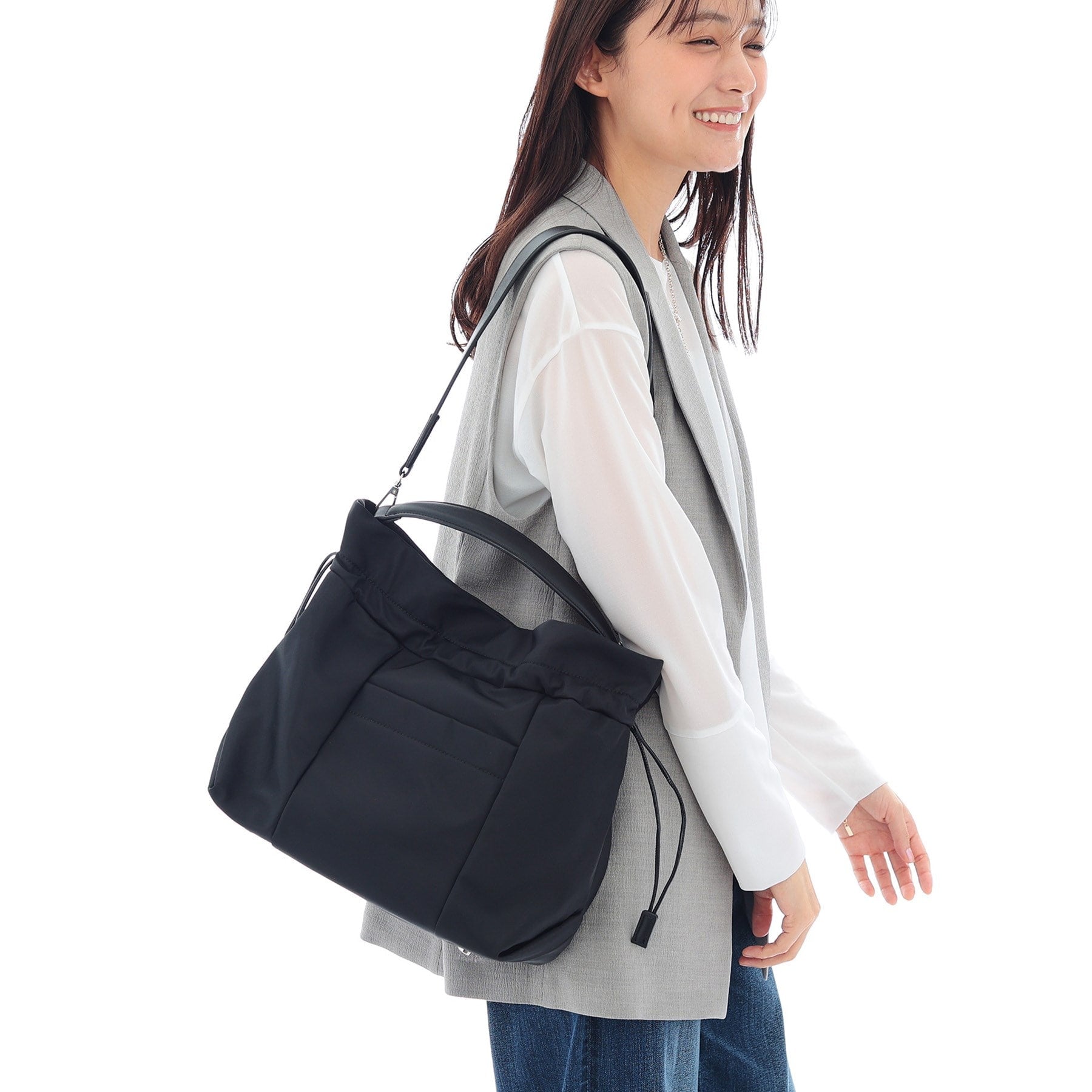 インディヴィ INDIVI ミドルドロストバッグ （ブラック(019)） ブラック(019)