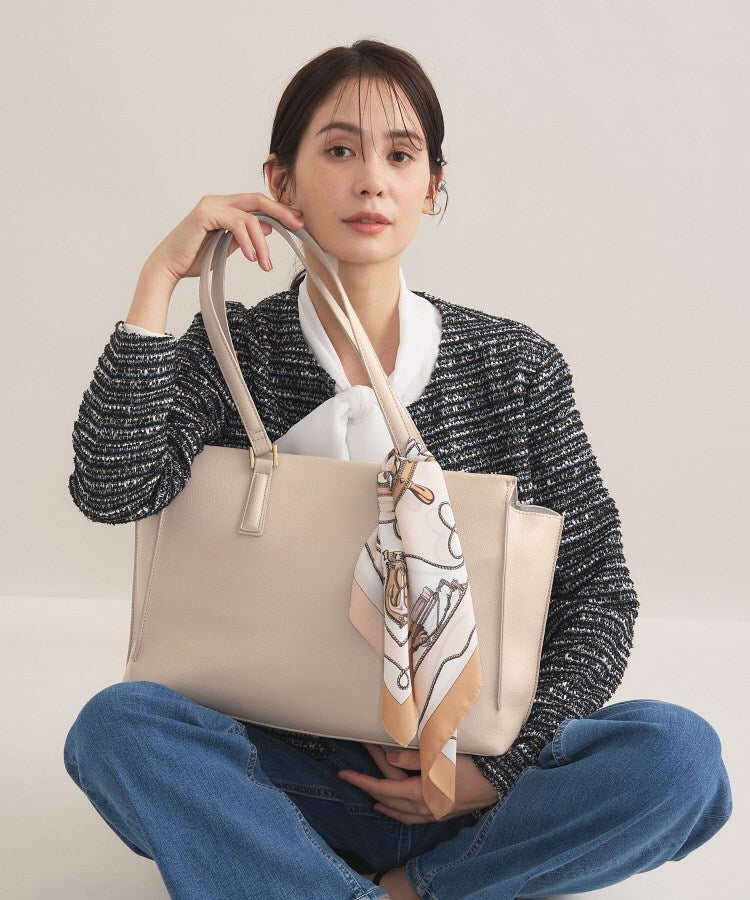 インディヴィ INDIVI 【収納力◎／A4サイズ対応】シゴデキバッグ （ブラック(019)） ブラック(019)