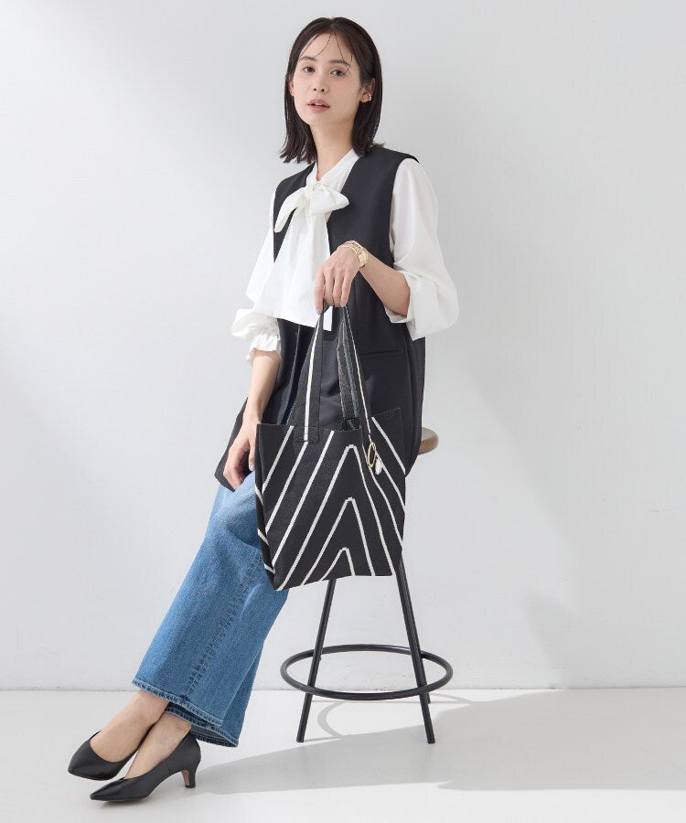 インディヴィ INDIVI 【WEB限定カラー／A4収納】柄ニットバッグ （ベージュ(552)） ベージュ(552)