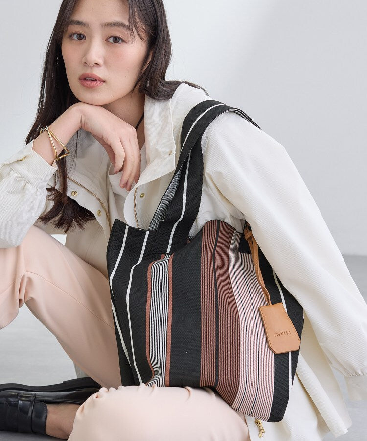 インディヴィ INDIVI 【WEB限定カラー／A4収納】柄ニットバッグ （ベージュ(552)） ベージュ(552)