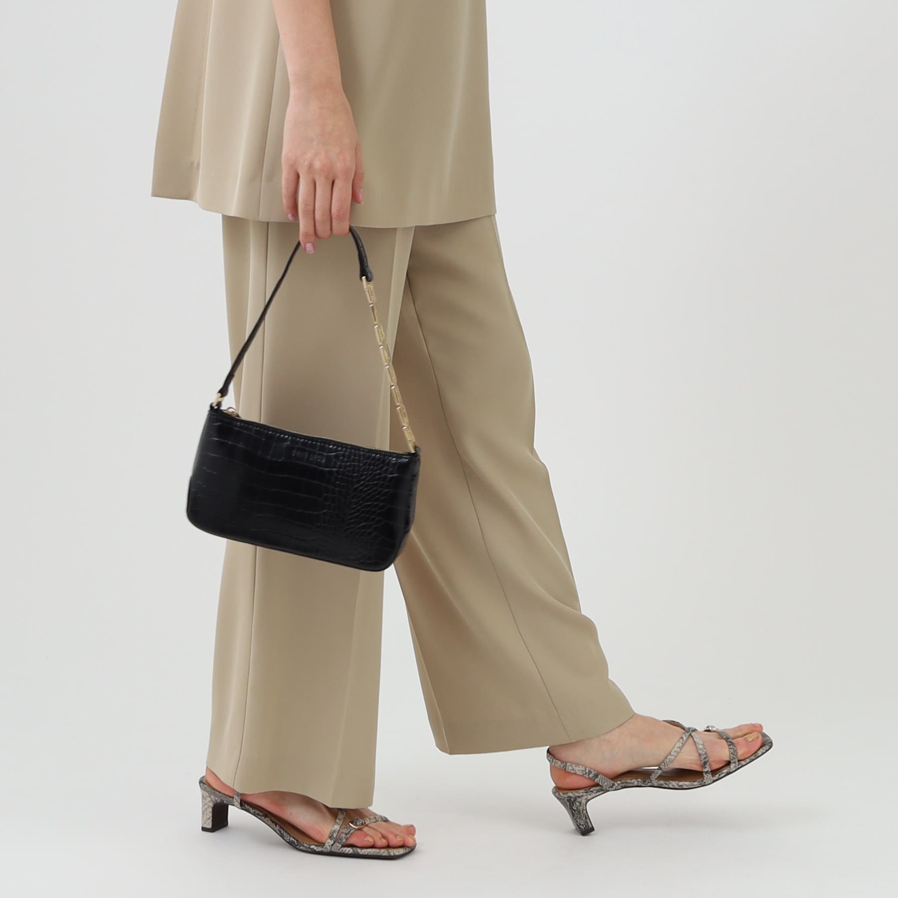 インディヴィ INDIVI 【BRIE LEON/ブリーレオン】スモールチェーンバッグ （ブラウン(042)） ブラウン(042)