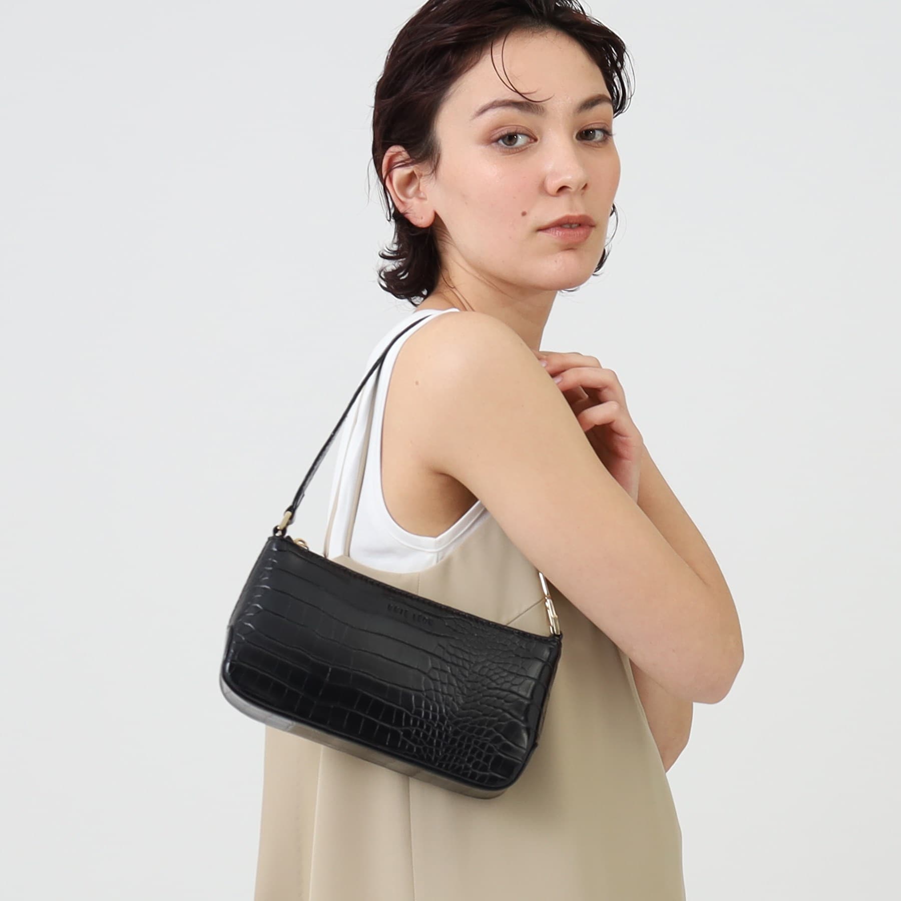 インディヴィ INDIVI 【BRIE LEON/ブリーレオン】スモールチェーンバッグ （ブラウン(042)） ブラウン(042)